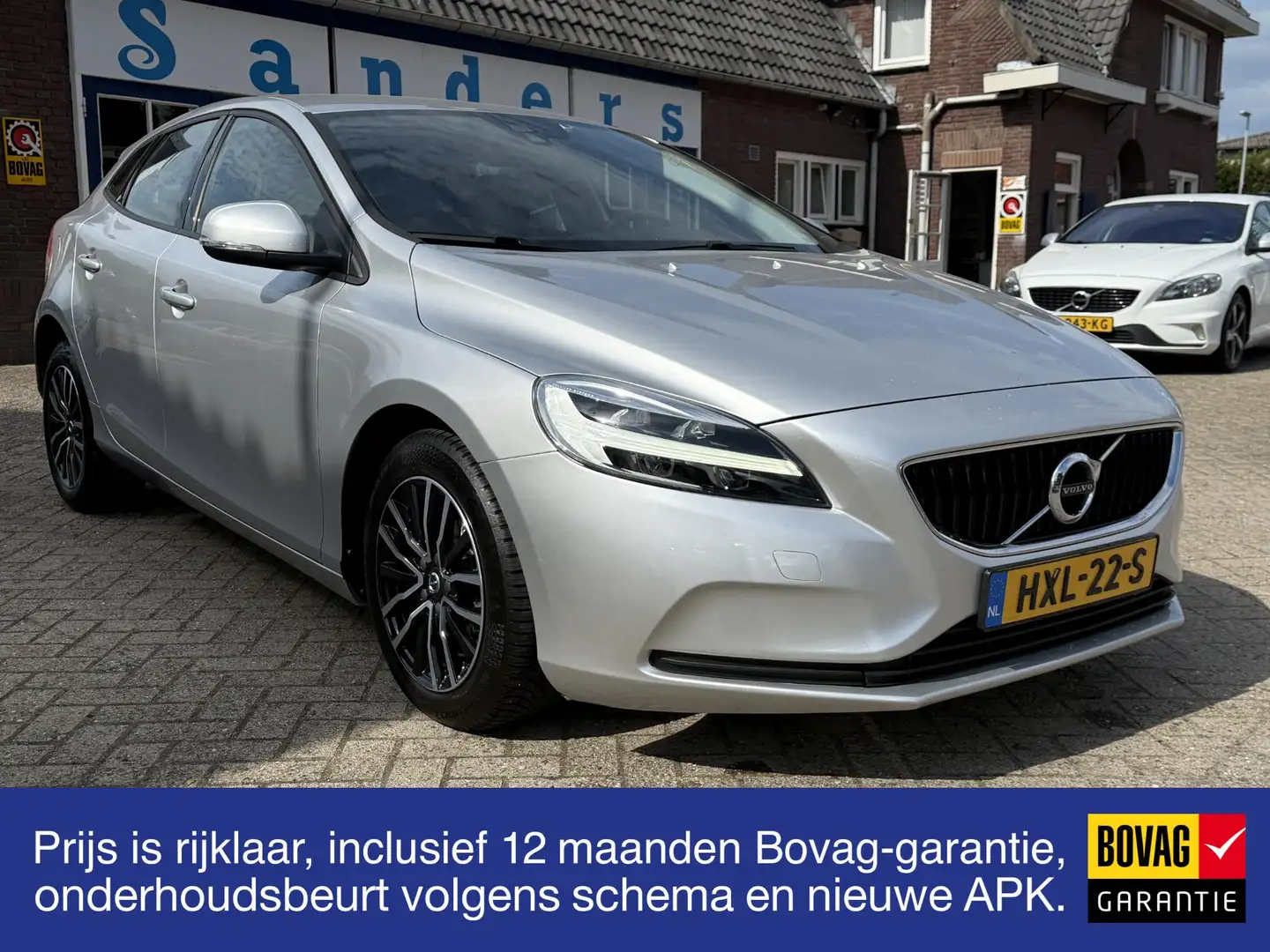 Volvo V40 2.0 T2 Momentum Grigio - 1