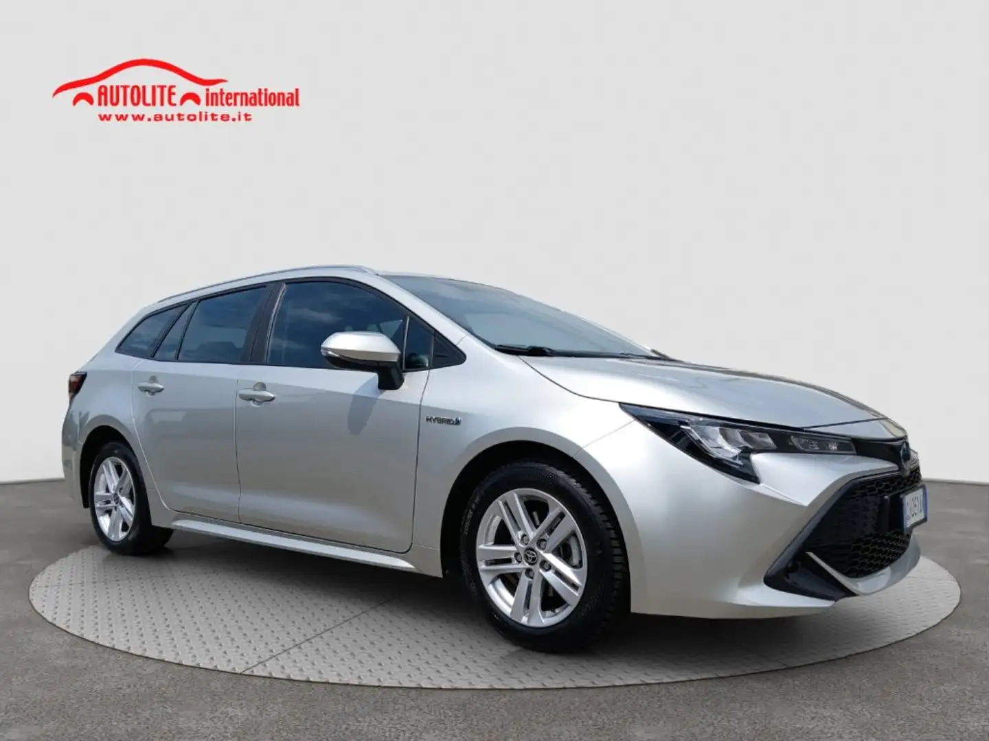 Toyota Corolla Touring Sports 1.8 Hybrid Business Grau - 2