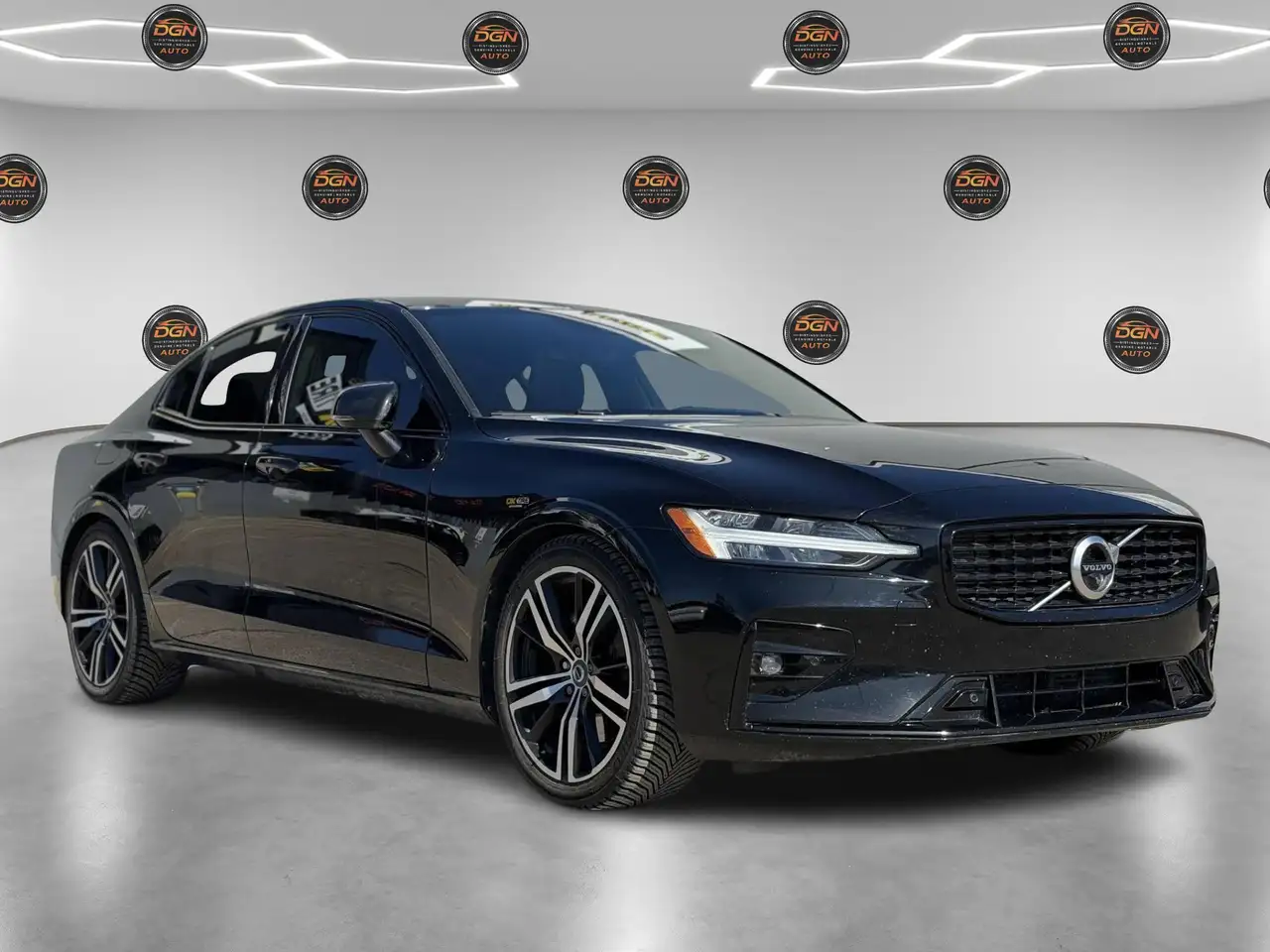 Volvo S60 снимка Volvo S60