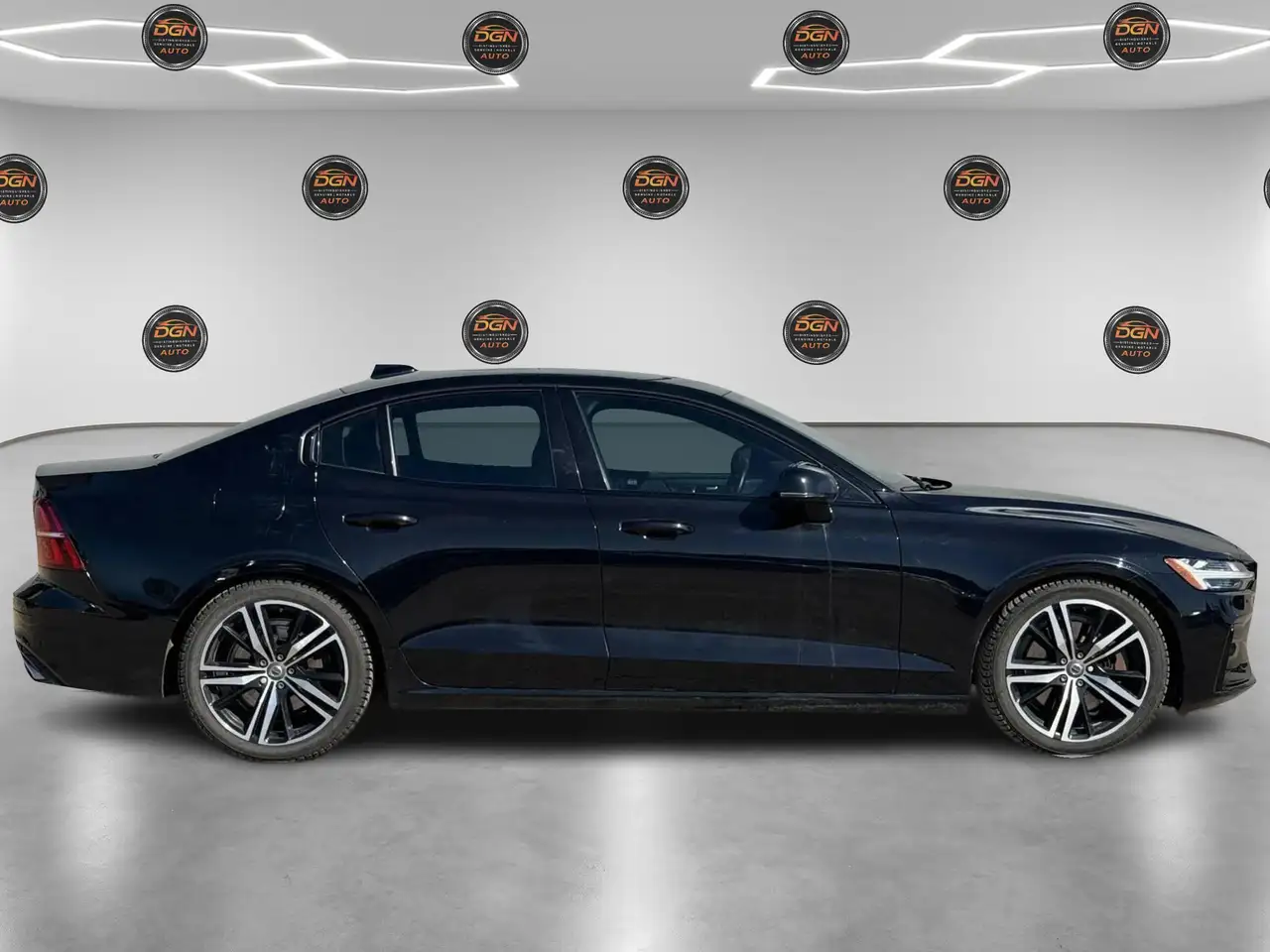 Volvo S60 снимка Volvo S60