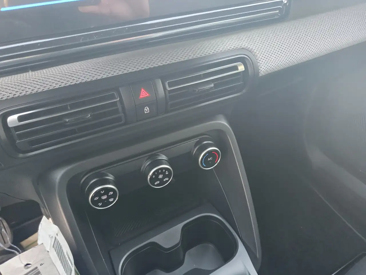 Citroen C3 PLUS KM/0 100 CV NESSUN OBBLIGO FINANZIARIO 15