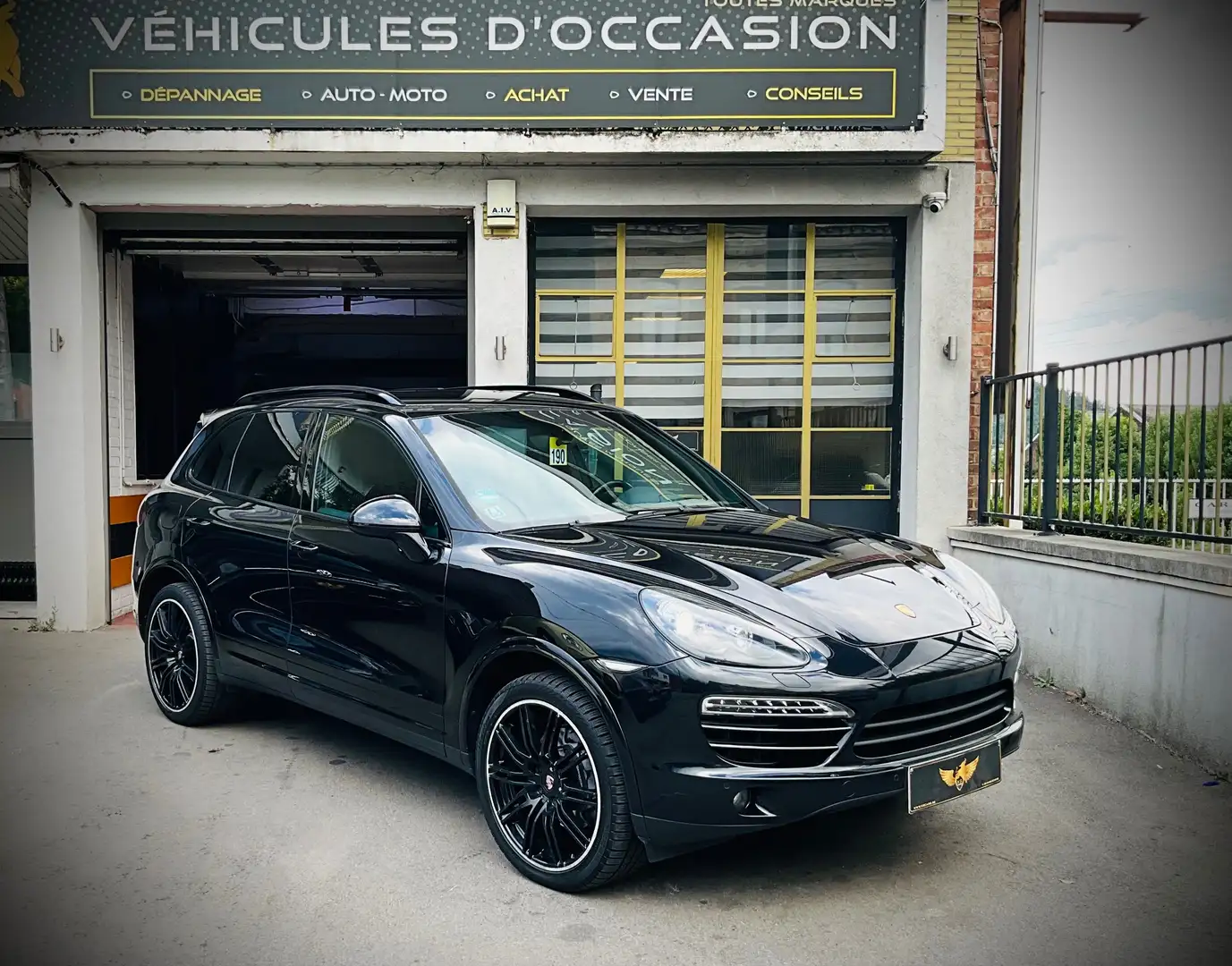 Porsche Cayenne 3.0 D V6 Tiptronic S !!! OFFRE DU MOMENT !!! Noir - 1