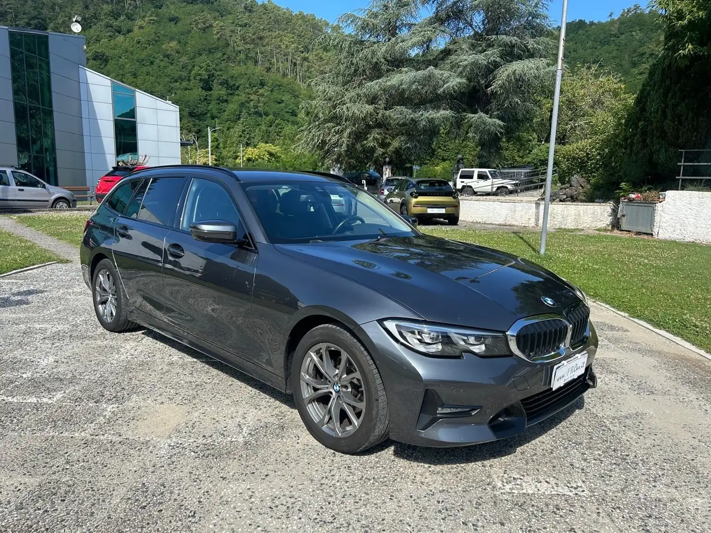 BMW 318 318d Touring Luxury Grigio - 1