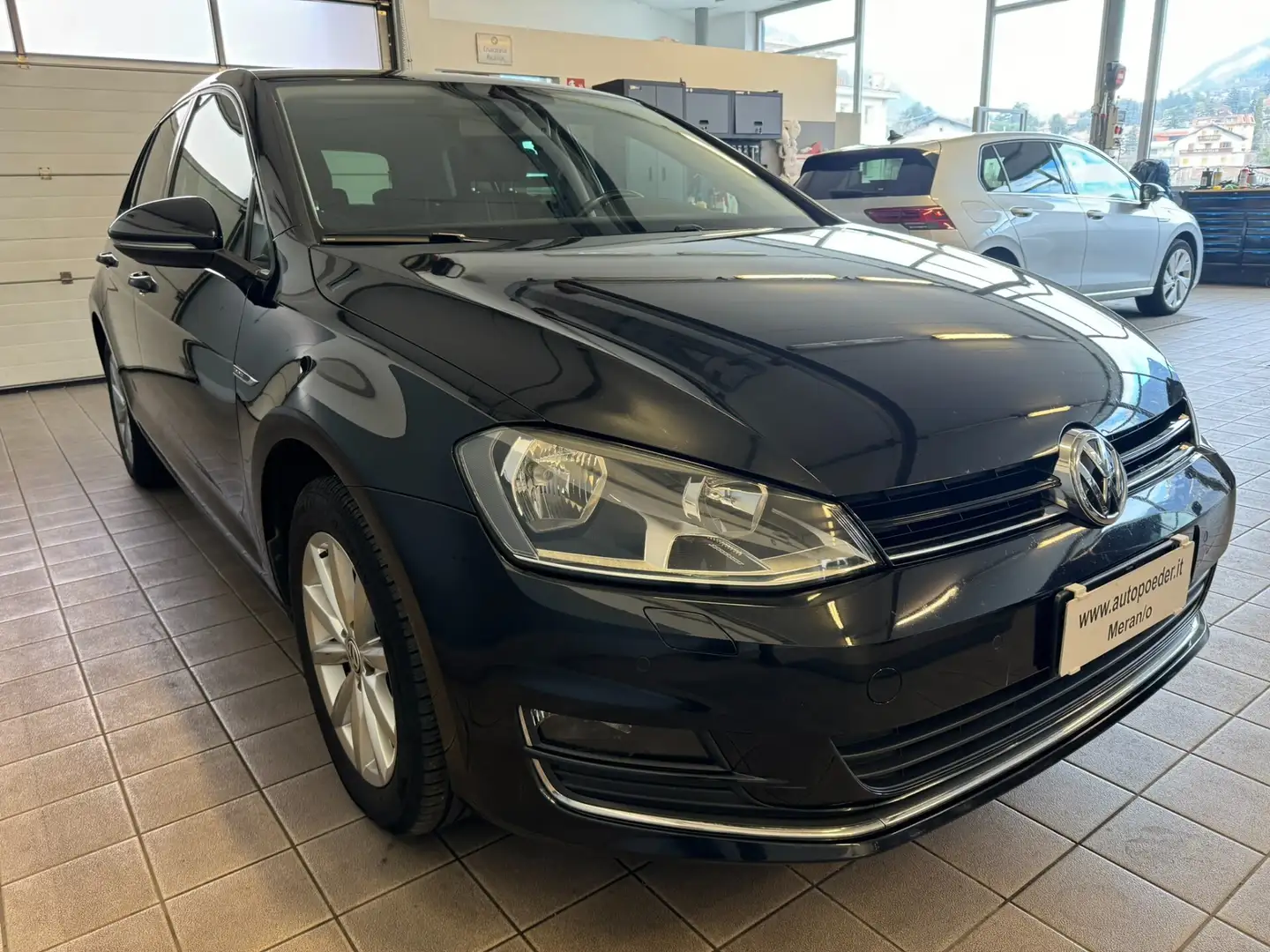 Volkswagen Golf 2.0 TDI 5p. Executive BlueMotion Technology Noir - 2