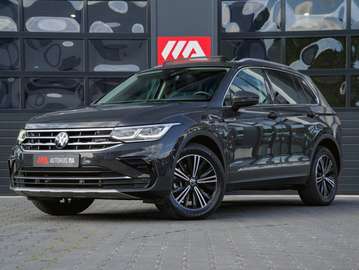1.4 TSI eHybrid Elegance