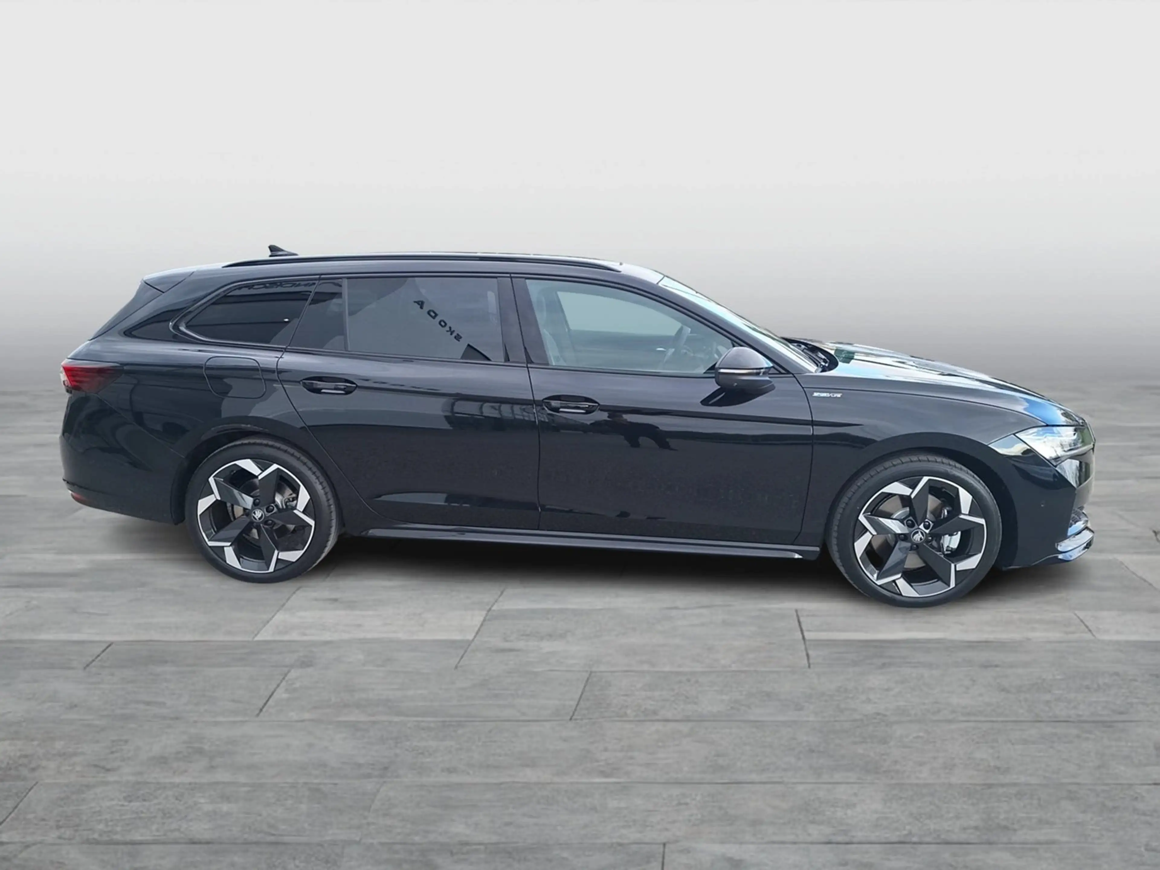 Skoda Superb 4x4 Sportline TDI DSG — photo 6
