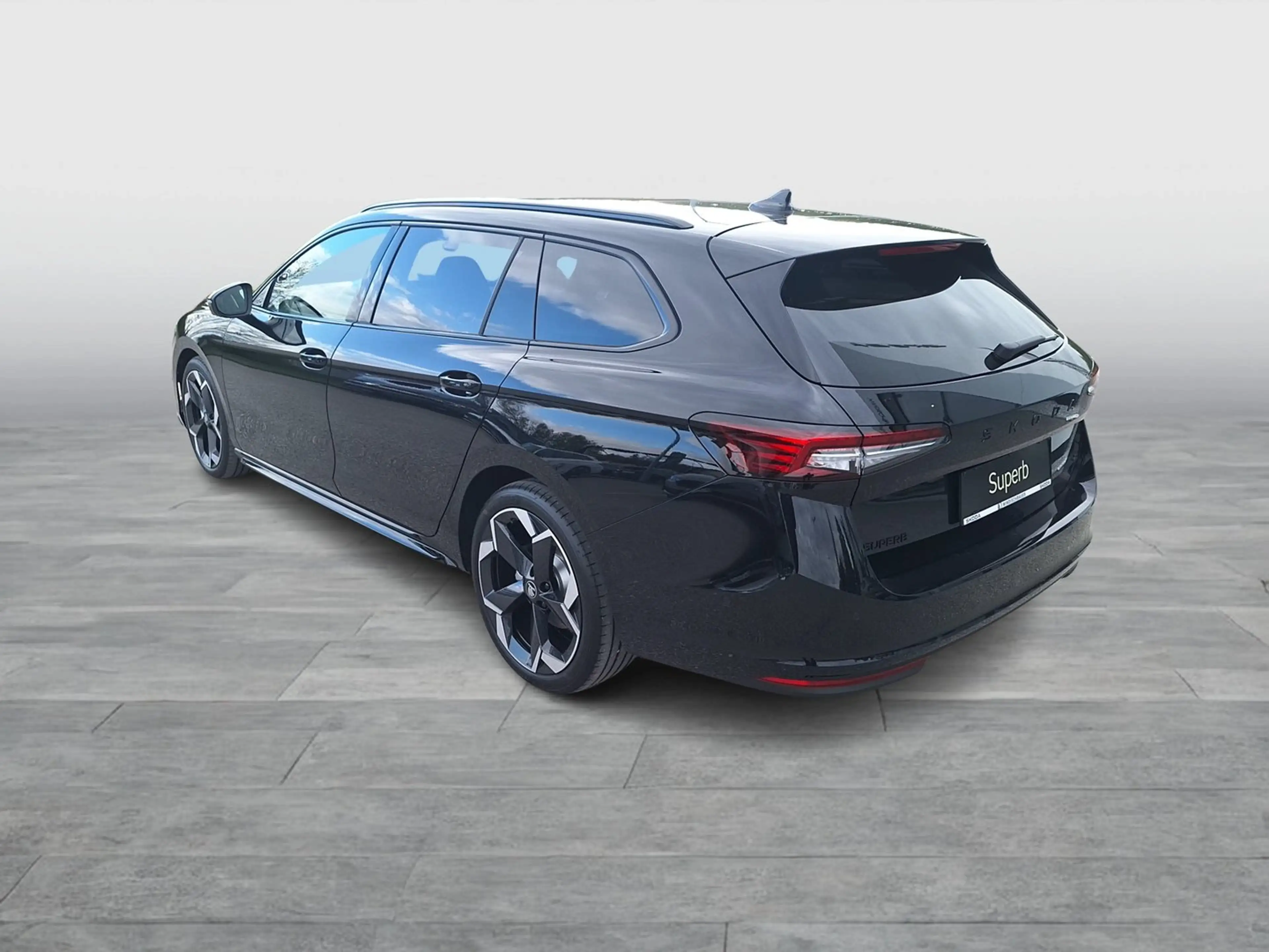 Skoda Superb 4x4 Sportline TDI DSG — photo 3