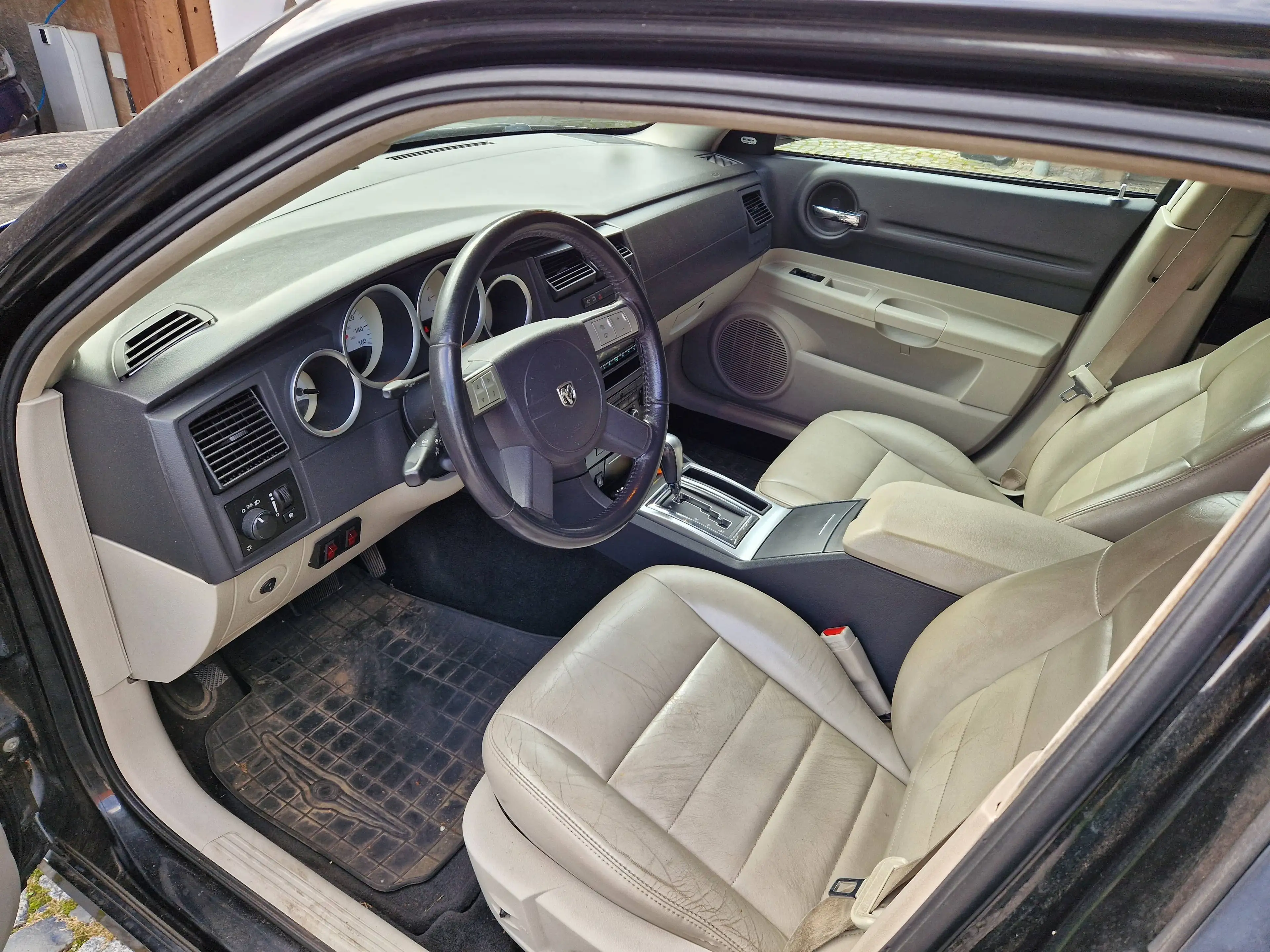 Dodge Magnum — photo 5