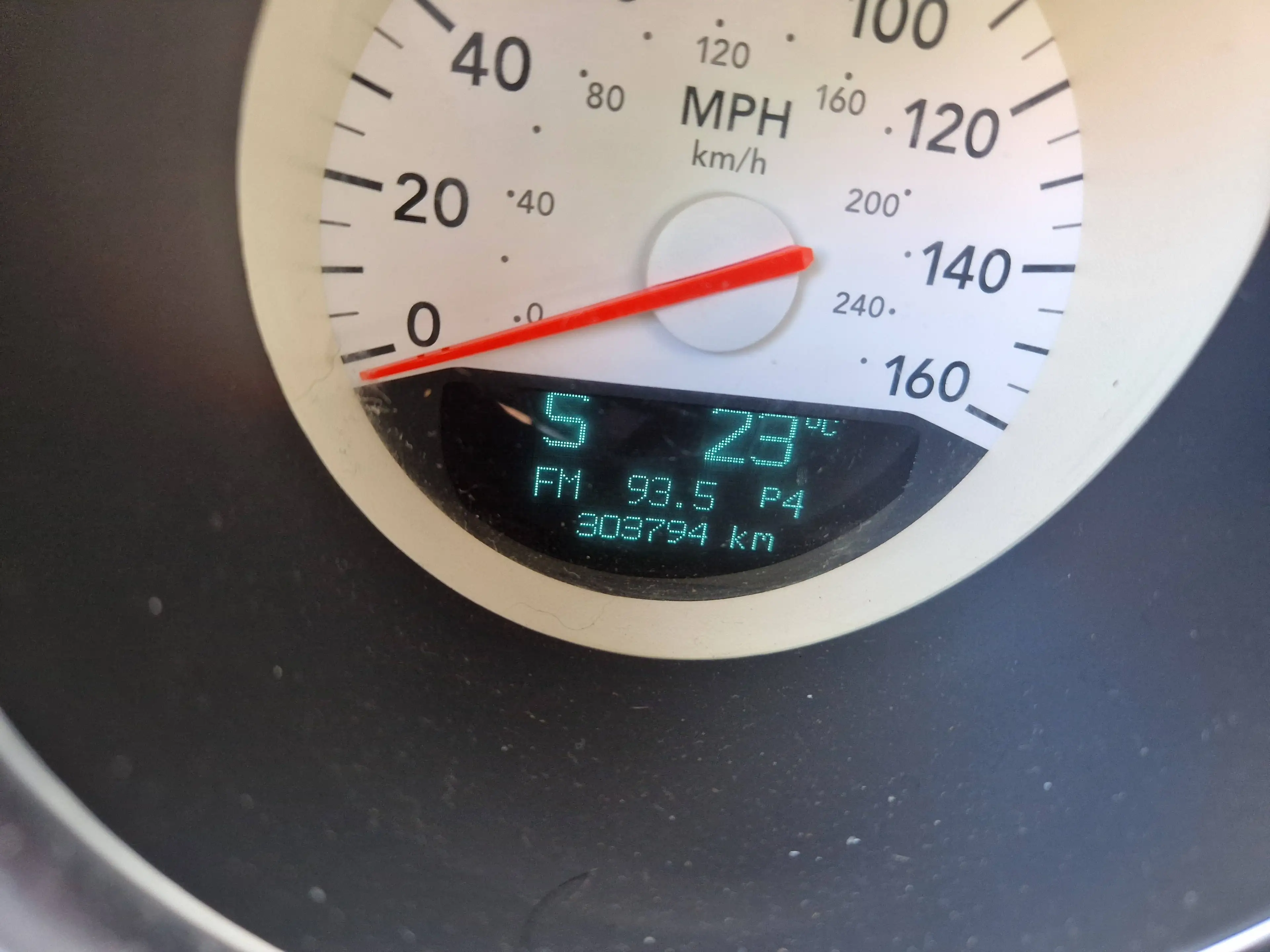Dodge Magnum — photo 12