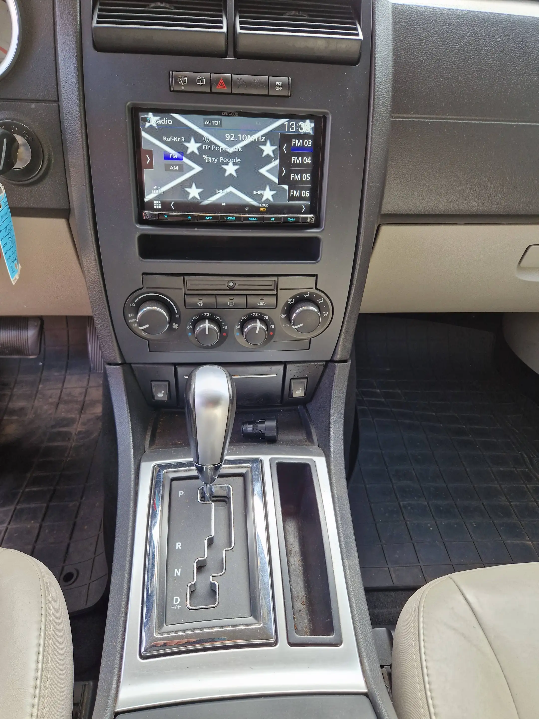 Dodge Magnum — photo 10