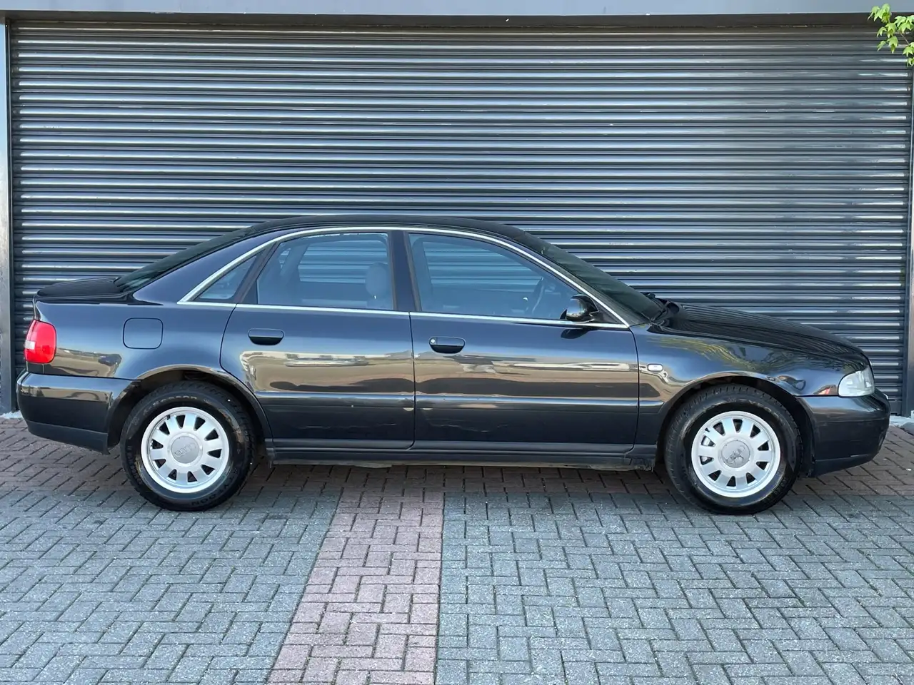 Audi A4 Limousine 1.8 5V Advance Ijskoude Airco | Elektr r, foto 4