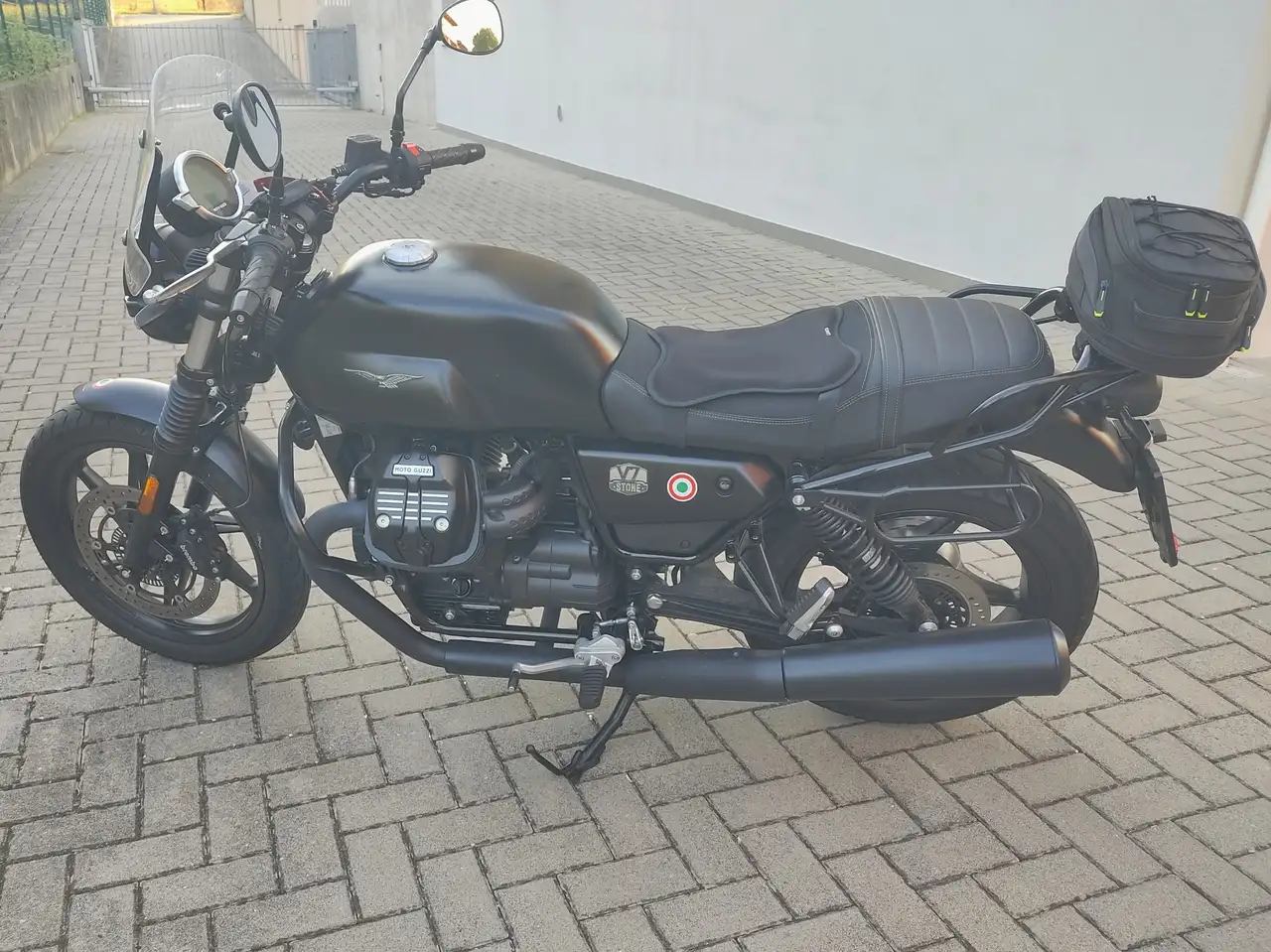 Moto Guzzi V 7