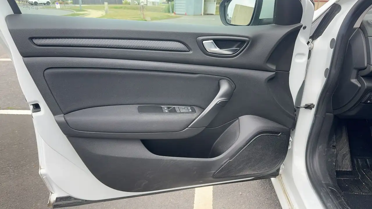 Renault Megane Berline — photo 7