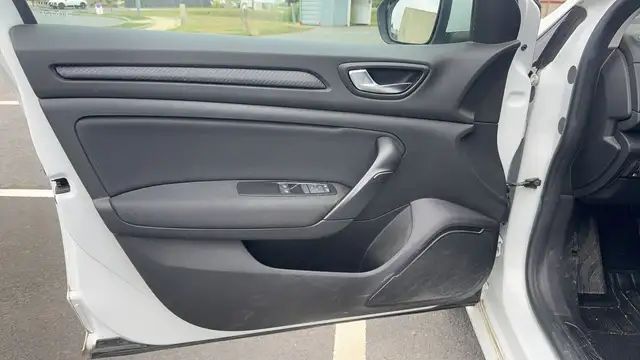 Renault Megane view 7