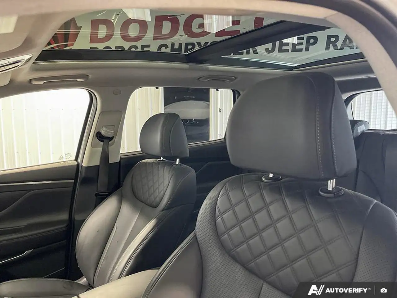 Hyundai SANTA FE снимка Hyundai SANTA FE