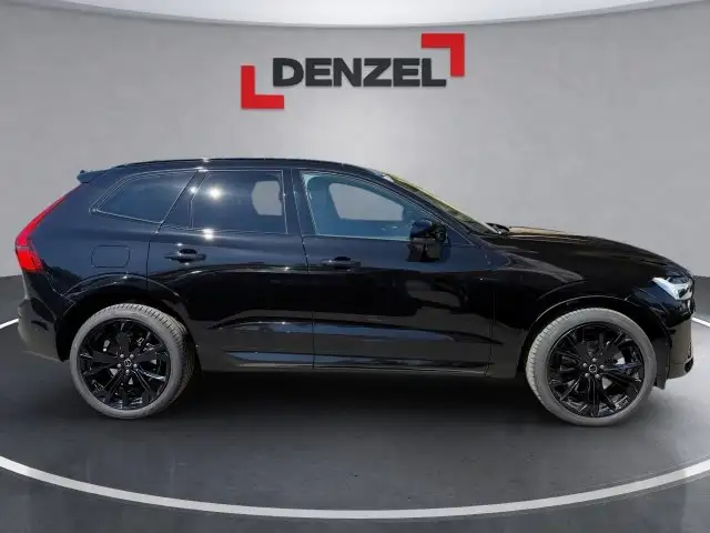 Volvo XC60 Black Edition Plus, T6 eAWD Plug-in Hybrid, Elektrisch/ Ansicht 5