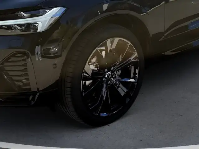 Volvo XC60 Black Edition Plus, T6 eAWD Plug-in Hybrid, Elektrisch/ Ansicht 8