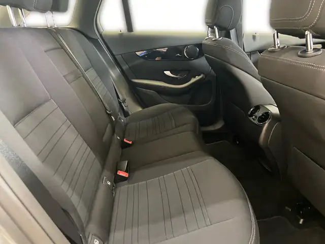 Mercedes-Benz GLC view 11