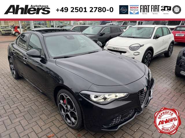 Imagine Alfa Romeo Giulia Competizione Q4+ASSISTENZ+PANO+HARMAN+BREMBO+