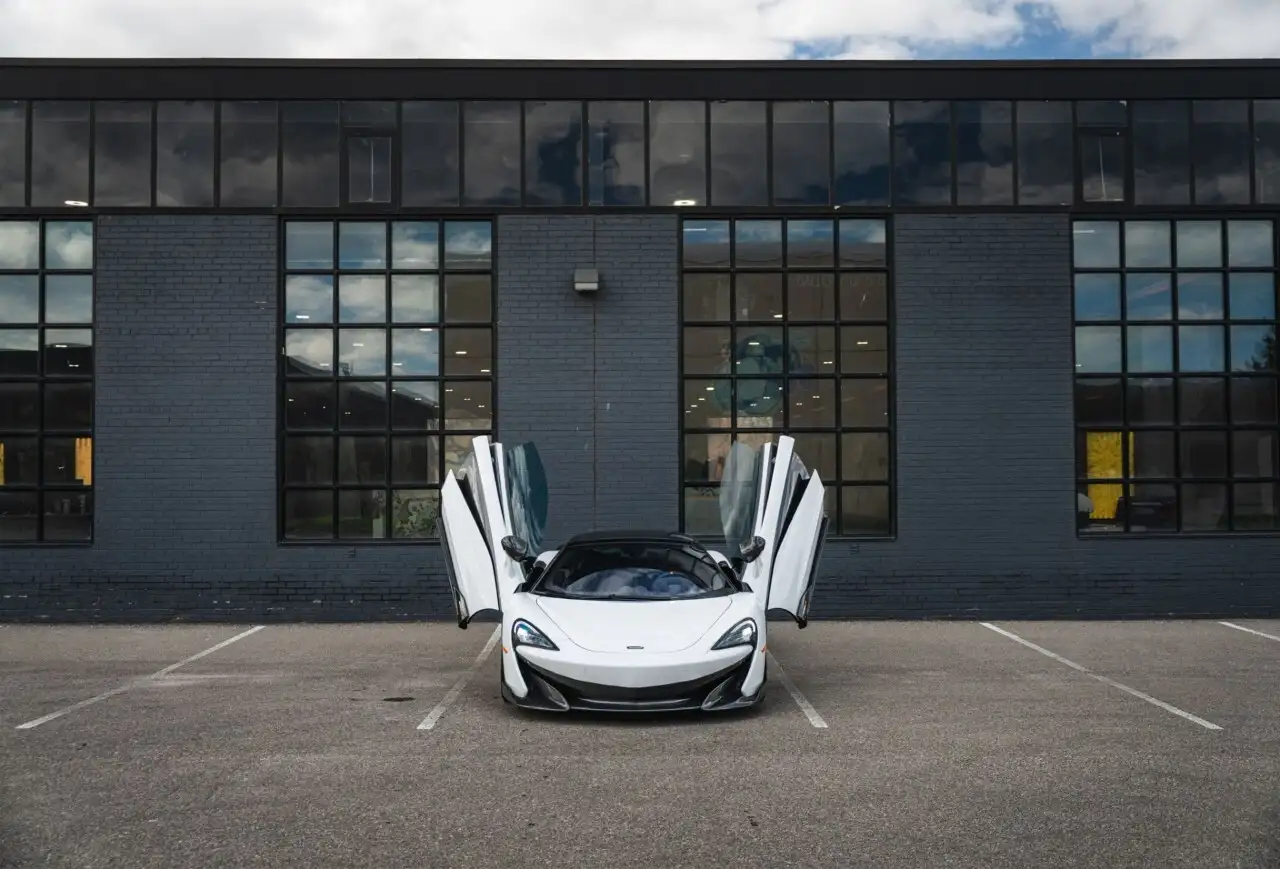 McLaren 600LT снимка McLaren 600LT