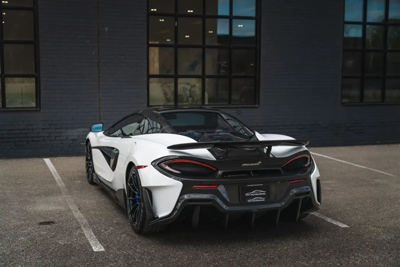 McLaren 600LT снимка McLaren 600LT