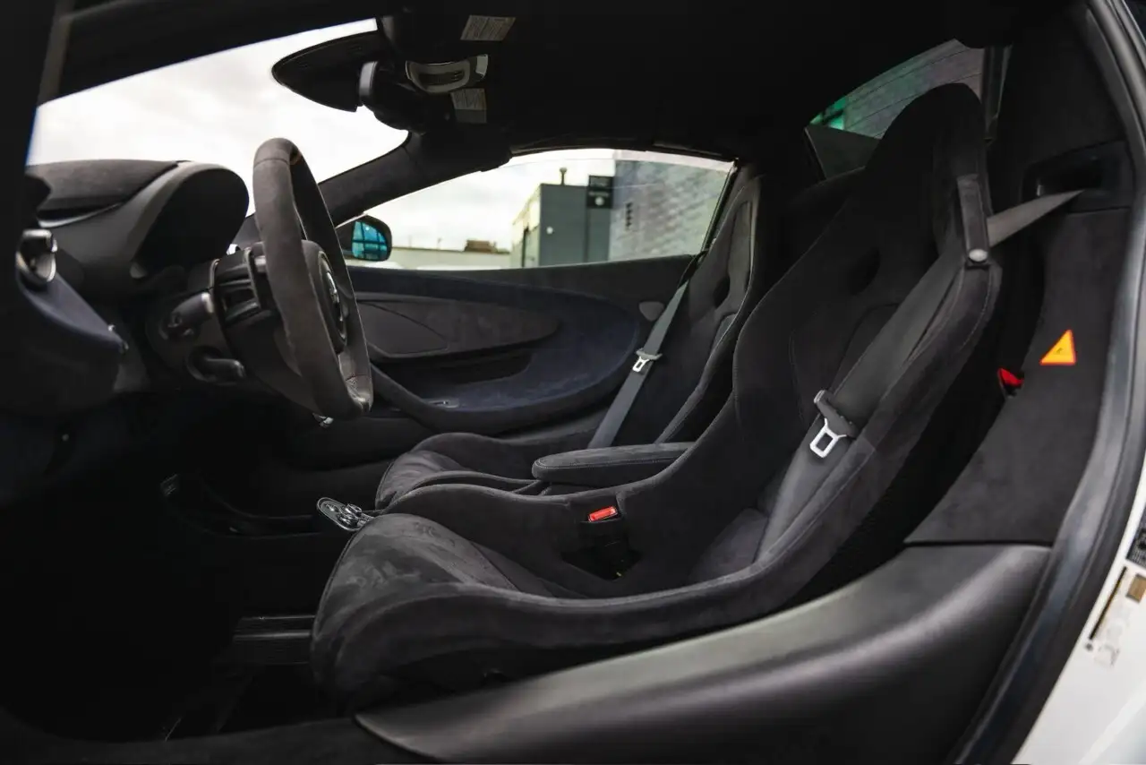 McLaren 600LT снимка McLaren 600LT
