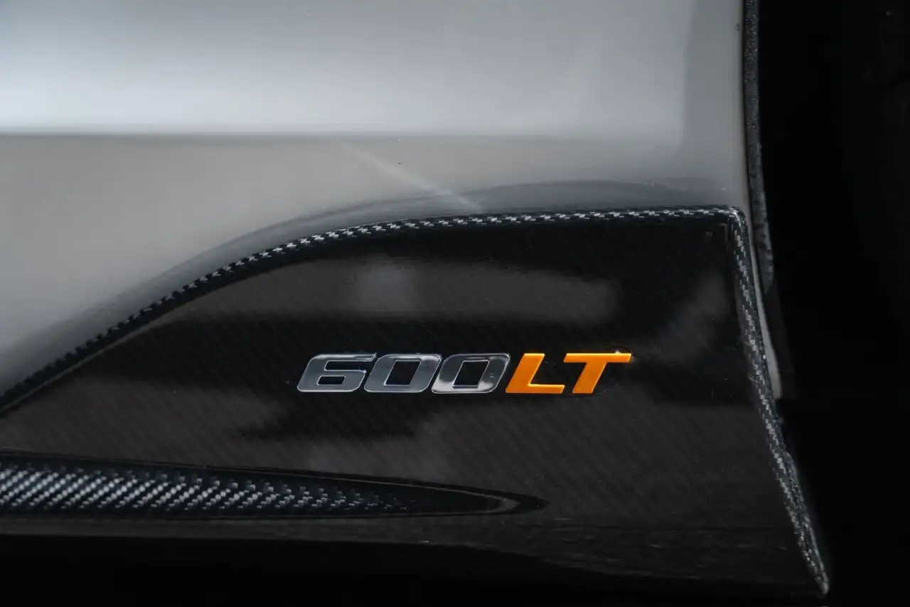 McLaren 600LT снимка McLaren 600LT