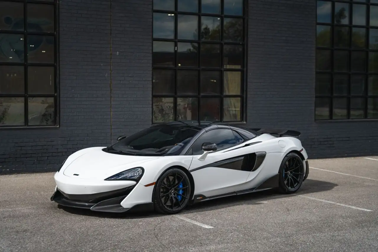 McLaren 600LT снимка McLaren 600LT