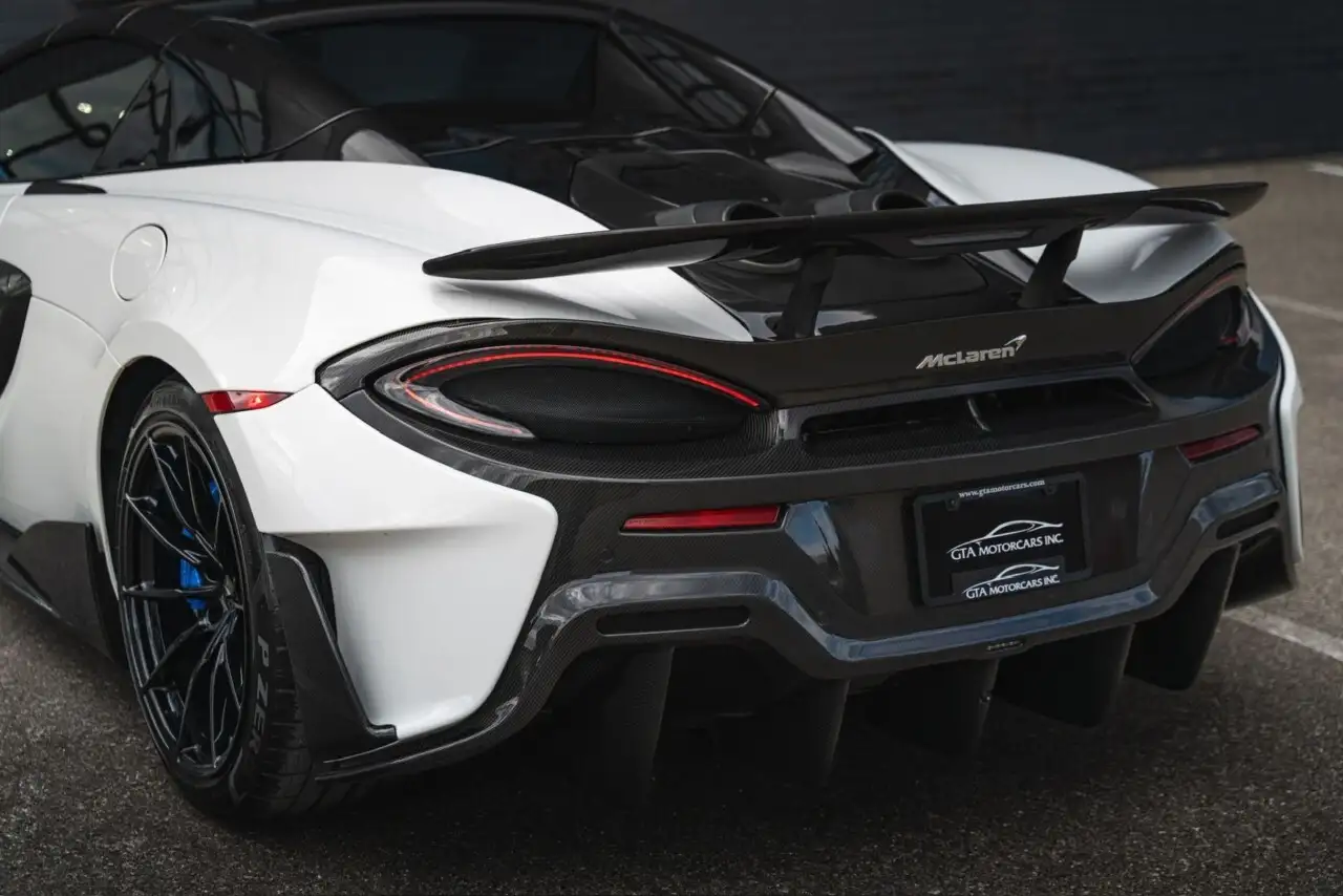 McLaren 600LT снимка McLaren 600LT