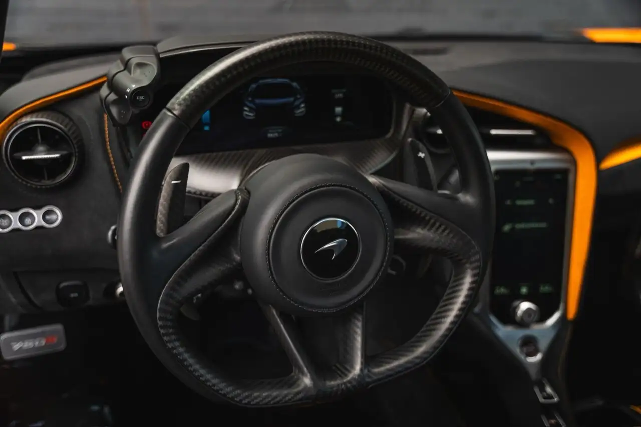 McLaren 600LT снимка McLaren 600LT
