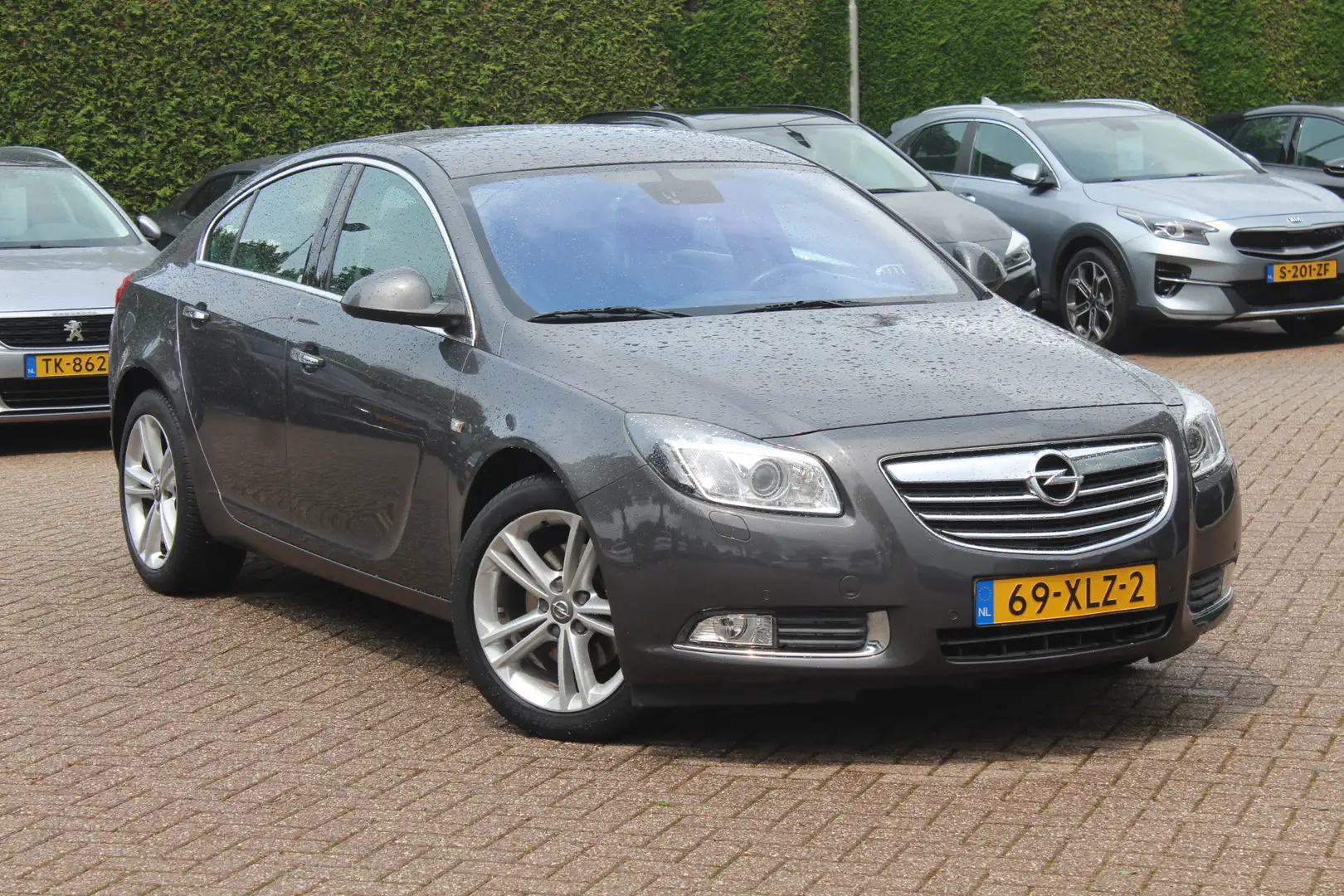 Opel Insignia 1.6 T Cosmo / NIEUWSTAAT! / Trekhaak / Leder / 19' Grijs - 1