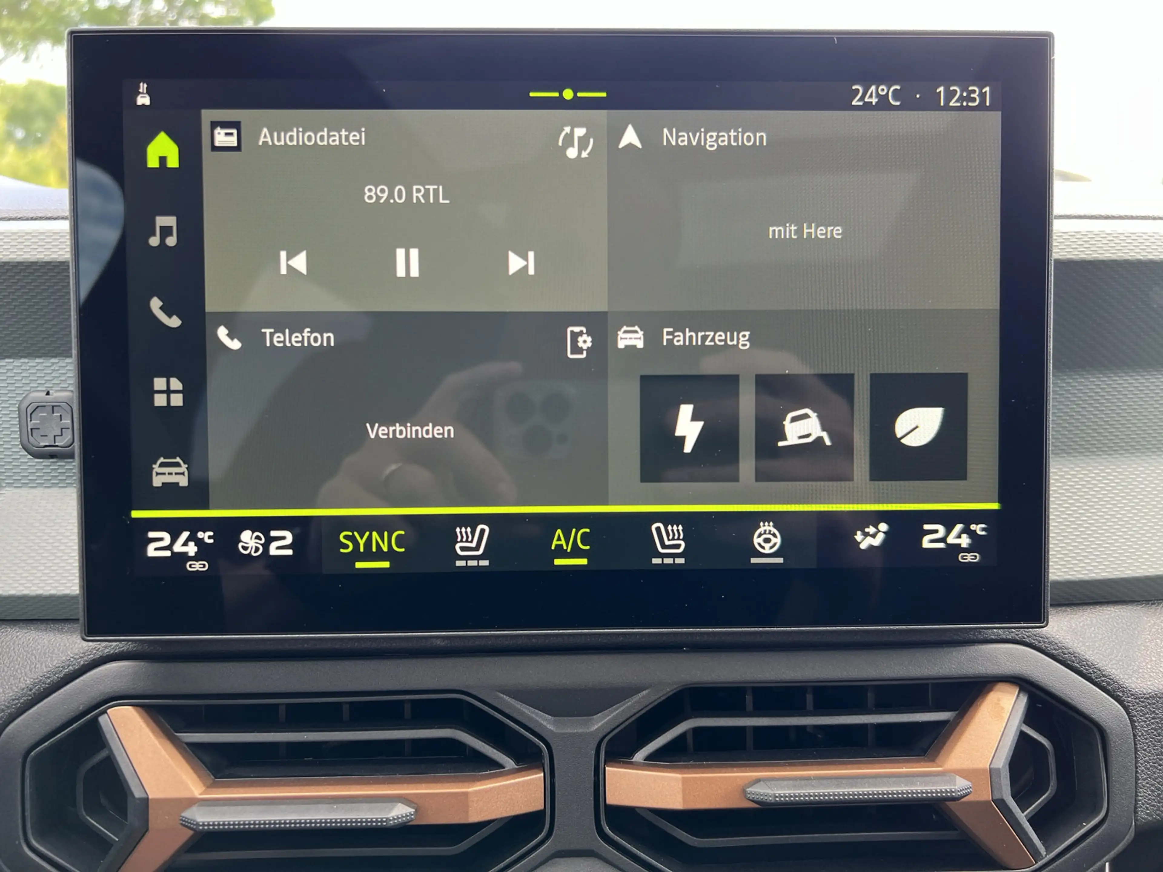 Dacia Bigster Full-Hybrid 155 Extreme Pano-Dach+RFK+SHZ — photo 11