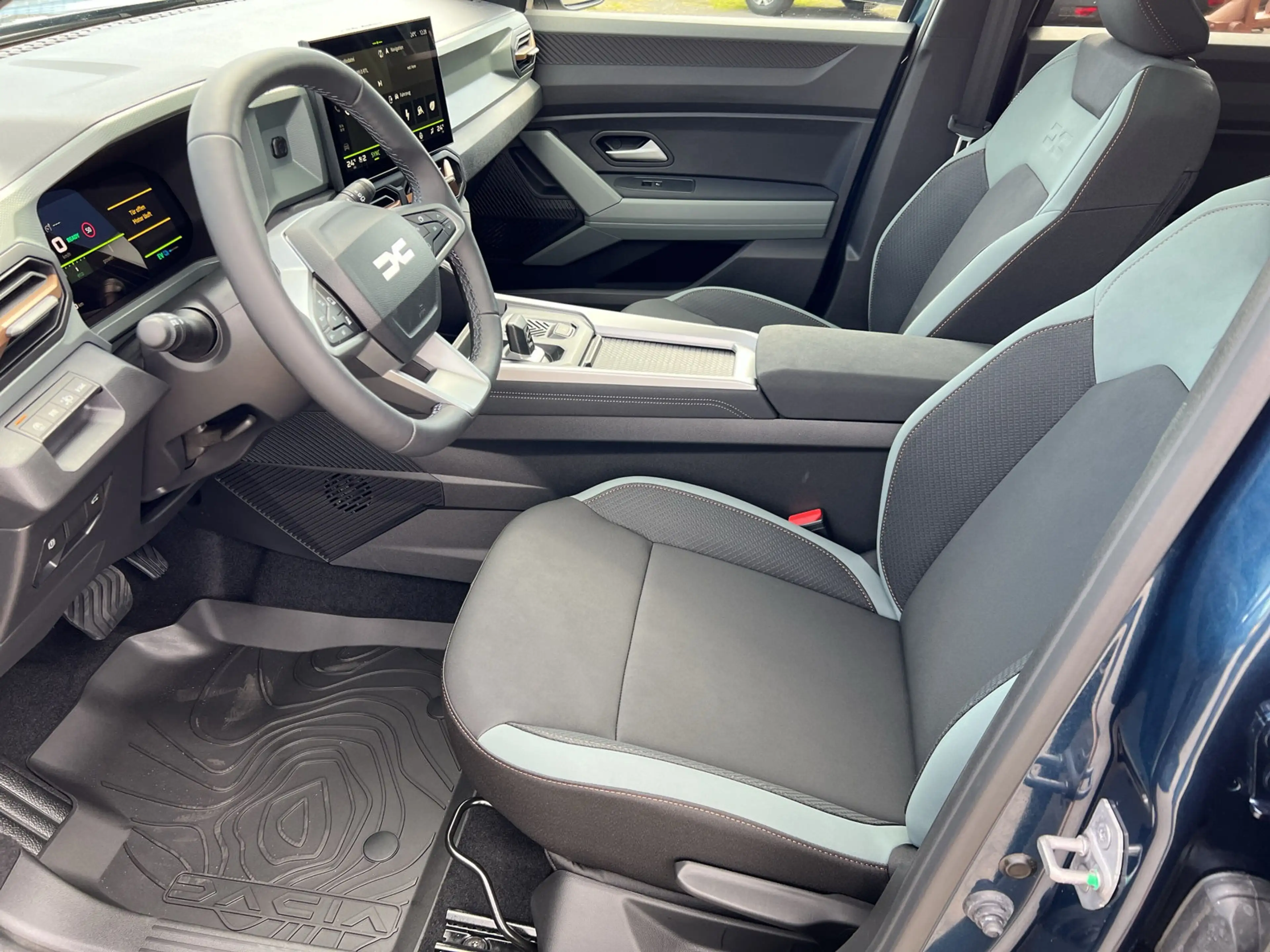 Dacia Bigster Full-Hybrid 155 Extreme Pano-Dach+RFK+SHZ — photo 5