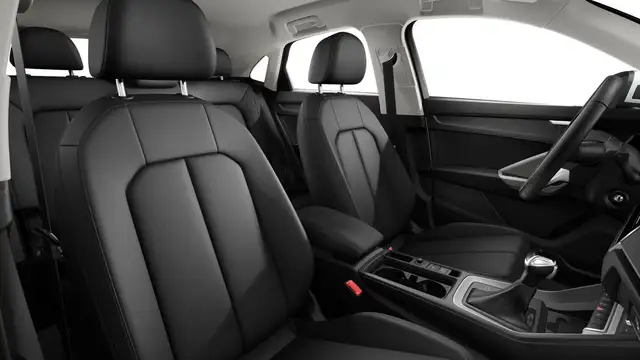 Audi Q3 view 9