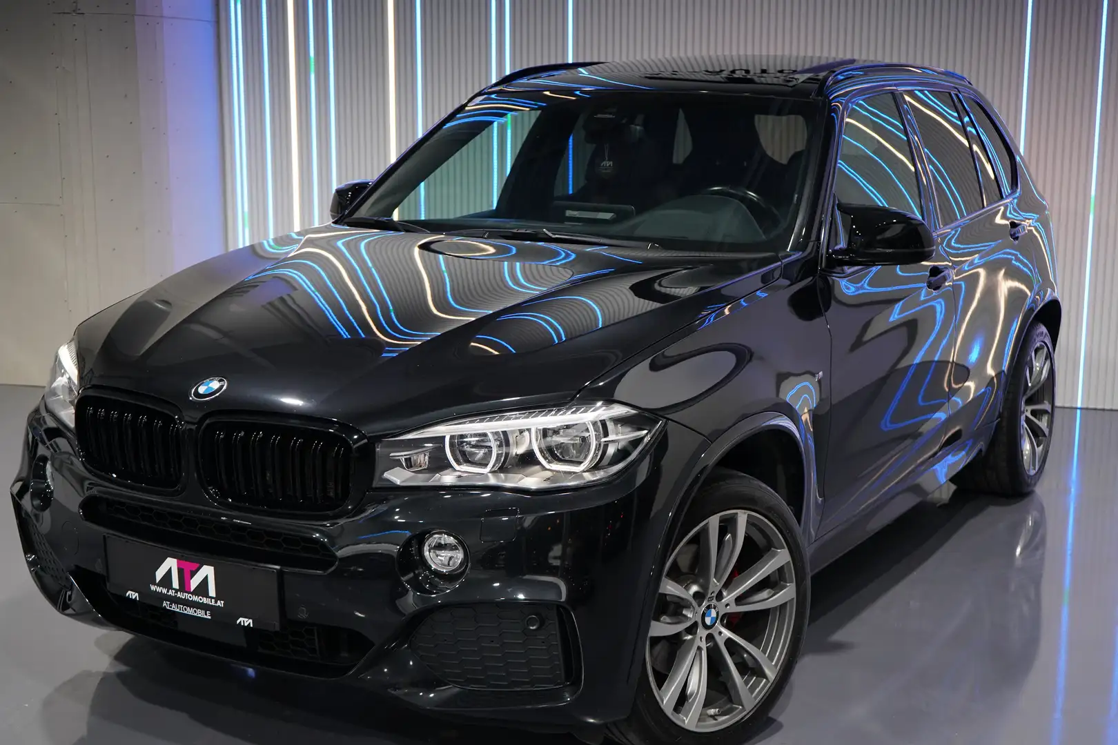 BMW X5 xDrive 30 d M-Paket Schwarz - 2