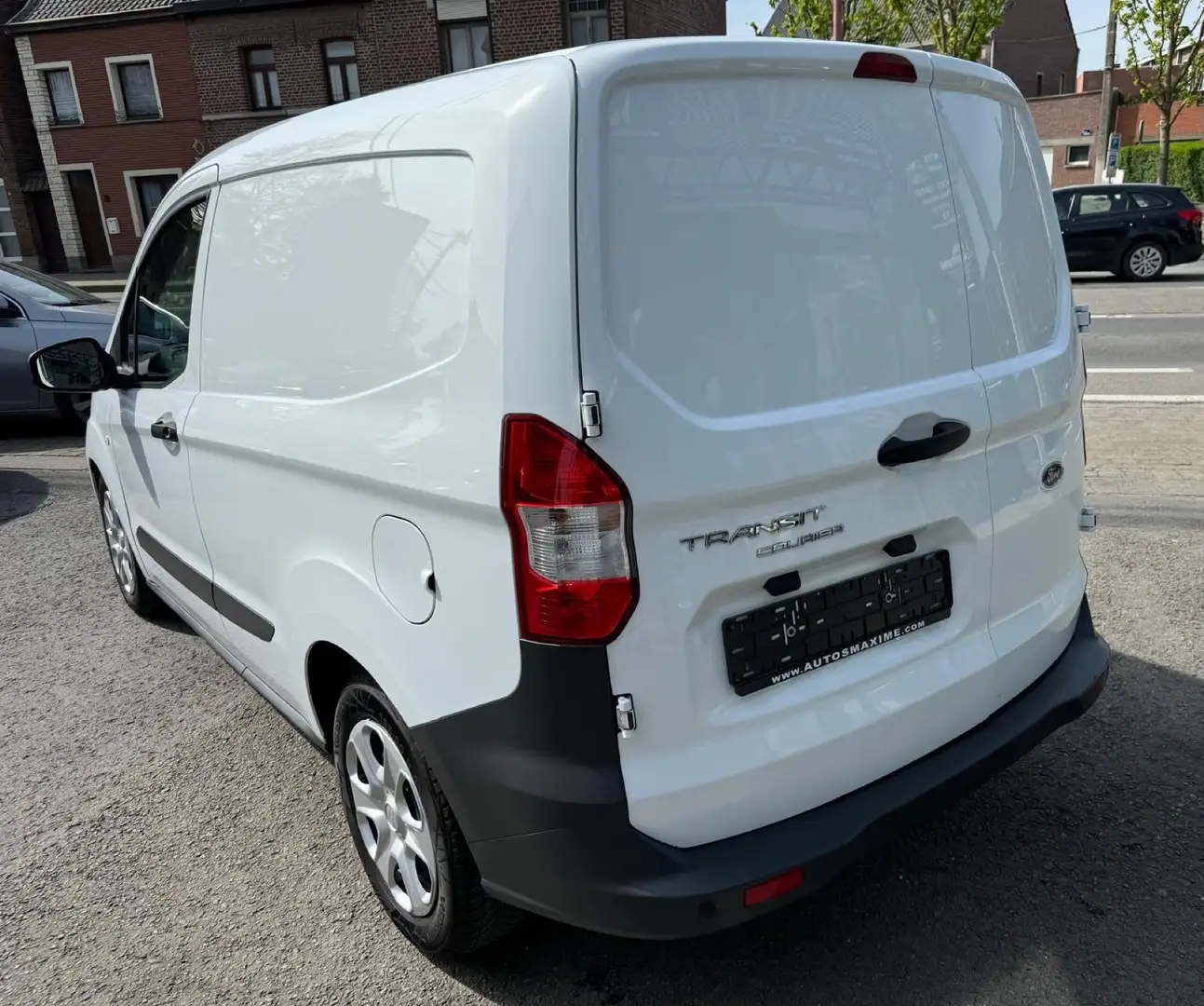 Ford Tourneo Courier 1.5 TDCI / UTILITAIRE / Navigation / Garantie / Blanc - 2