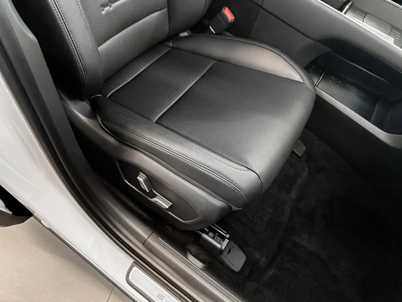 Hyundai Santa FE SIGNATURE 1.6 T-GDI 6-AT 4WD HUD 360°Kam.20" LMR D, миниатюра 6
