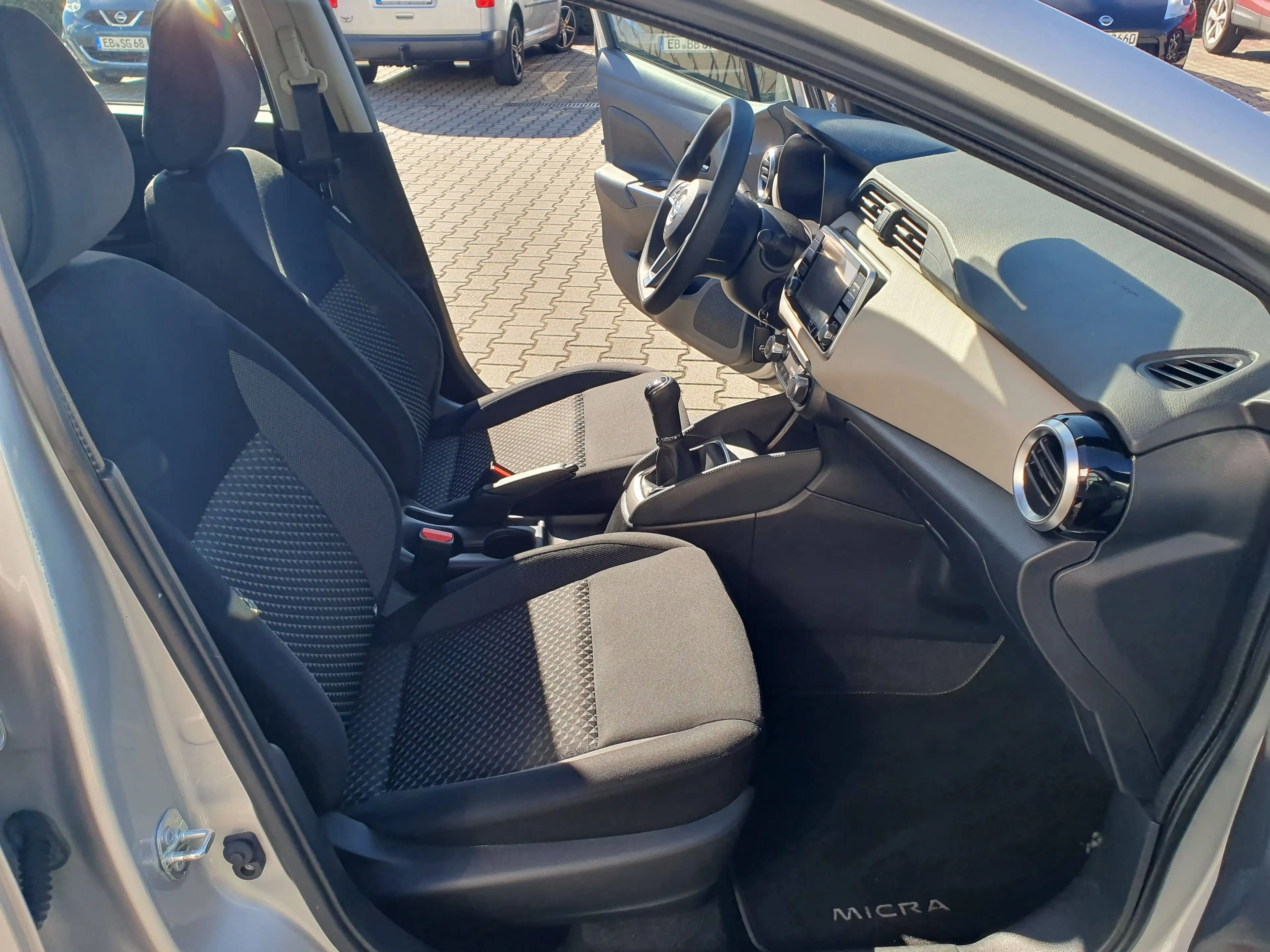 Nissan Micra Micra 1.0 IG-T N-Way, Navigation, PDC, SHZ — photo 12