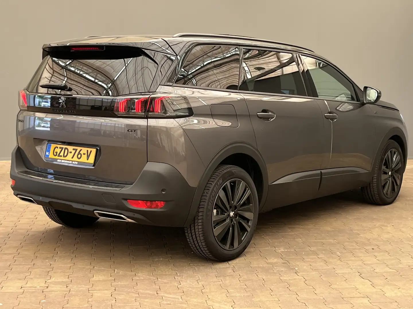 Peugeot 5008 1.2 Hybrid GT | Panoramadak | Alcantara | Climate Gris - 2