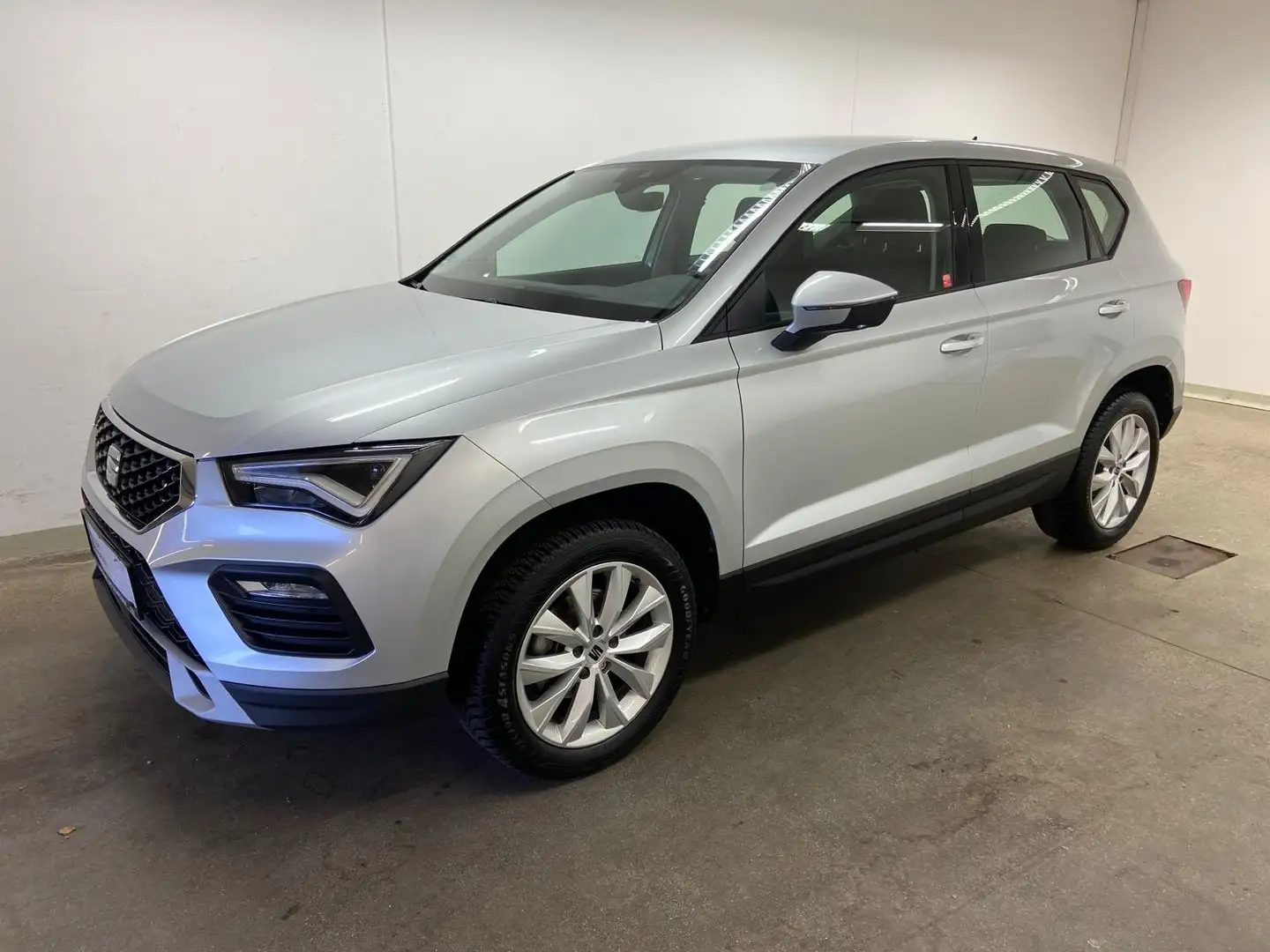 SEAT Ateca Style 1.5 TSI ACT Silber - 1