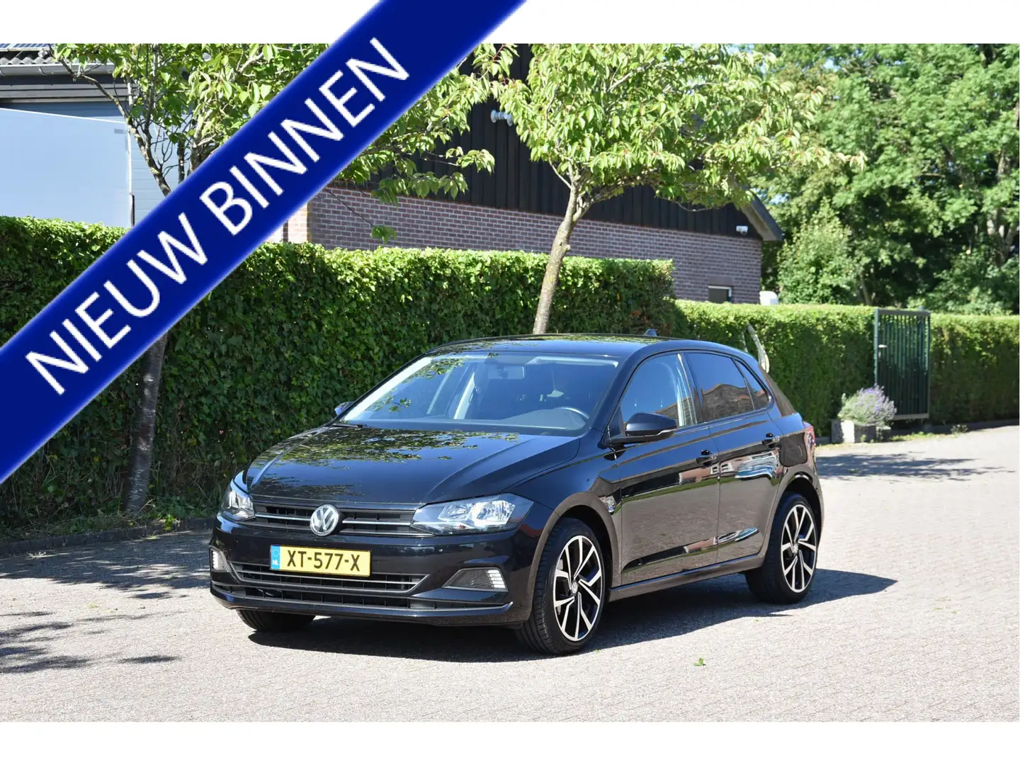 Volkswagen Polo 1.0 TSI 96 PK Carplay 6 mnd garantie Topstaat! Zwart - 1