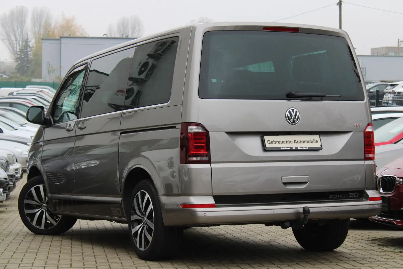 Volkswagen T6 Multivan T6 2.0 TDI/Multivan/DSG/Edition30/7 Sitze/AHK Bej - 2