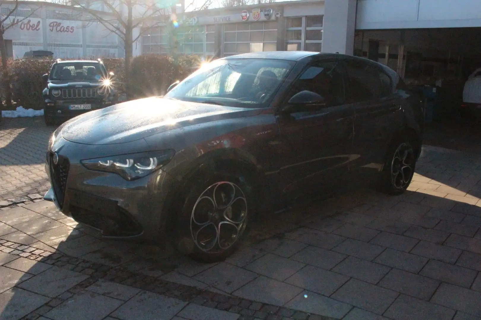 Alfa Romeo Stelvio Veloce Q4 Werksgarantie 04-2027 Gris - 1