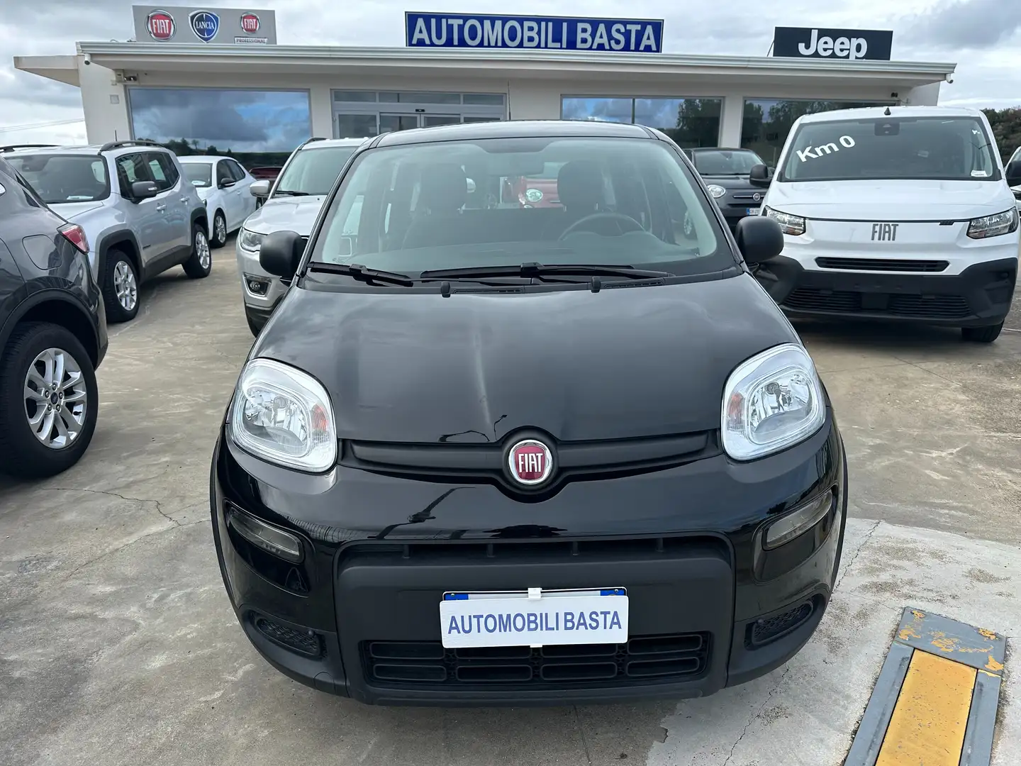 Fiat Panda 1.0 firefly hybrid "Km 16.000" Noir - 1