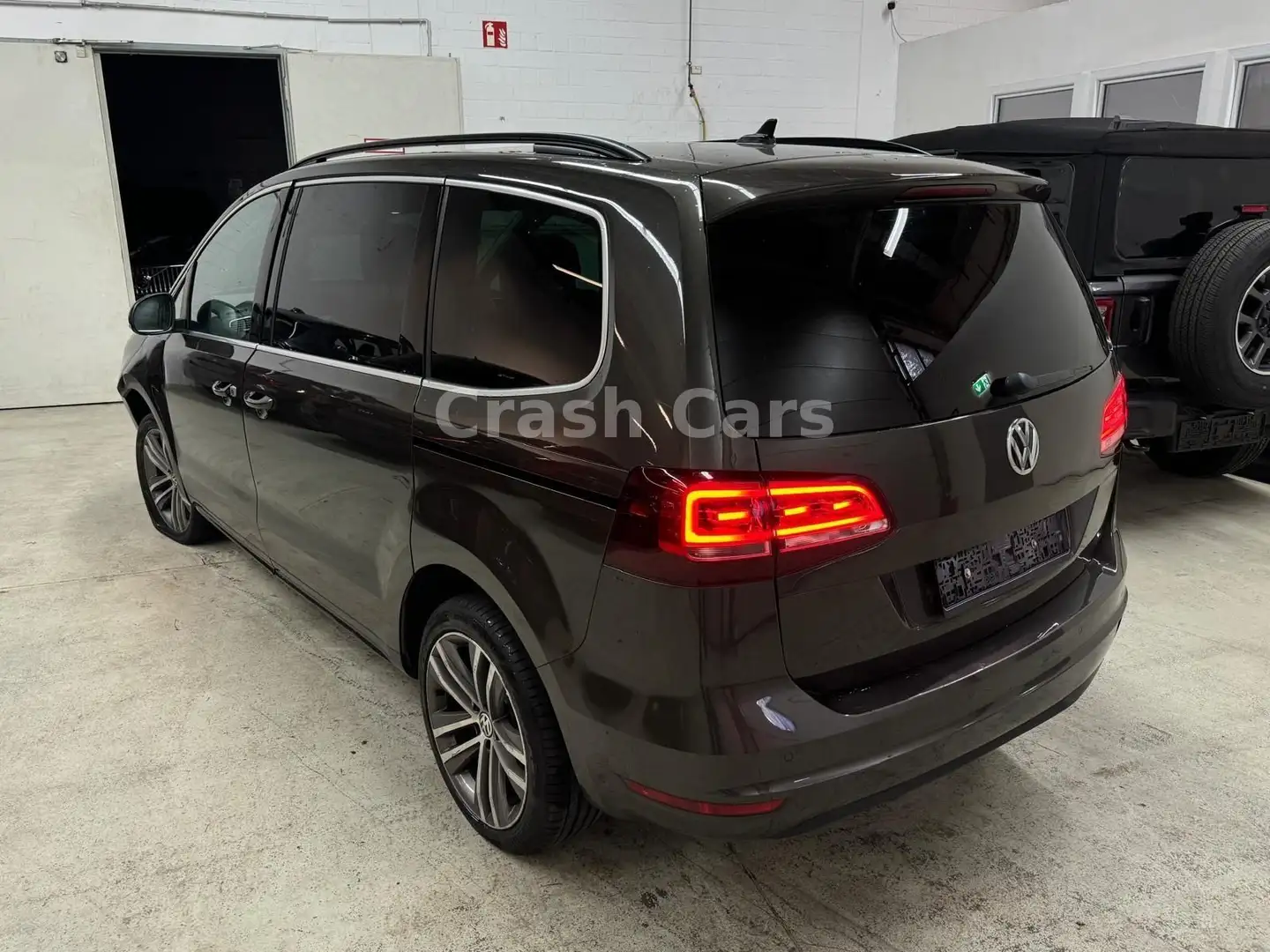 Volkswagen Sharan 2.0 TSI DSG Comfortline*LED*Navi*DAB+* Negro - 1