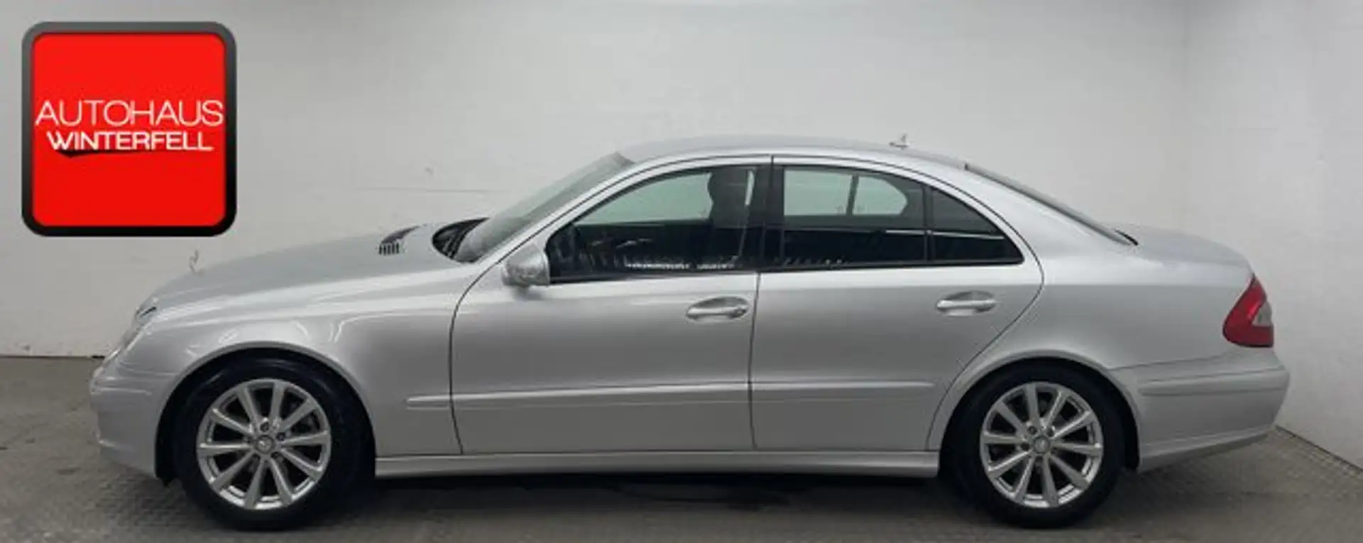 Mercedes-Benz E 200 Kompressor PDC+2-ZONEN+SITZHEIZ+TEMPOMAT+ Argintiu - 2