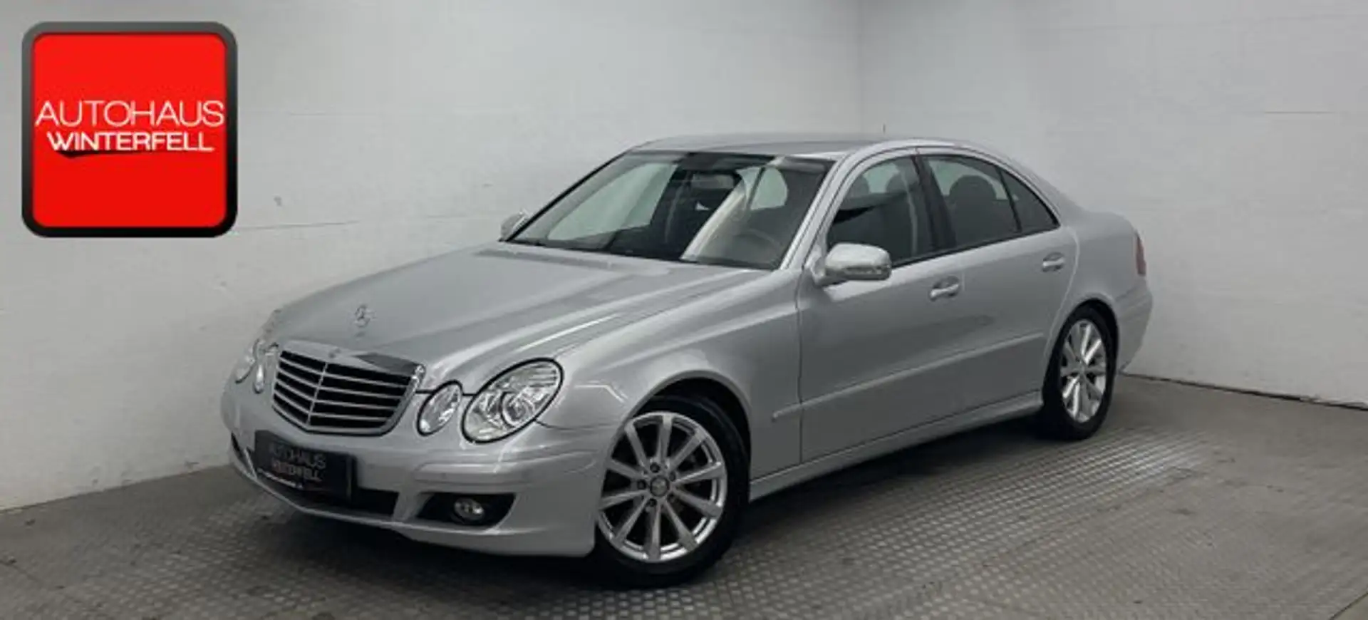Mercedes-Benz E 200 Kompressor PDC+2-ZONEN+SITZHEIZ+TEMPOMAT+ Argintiu - 1