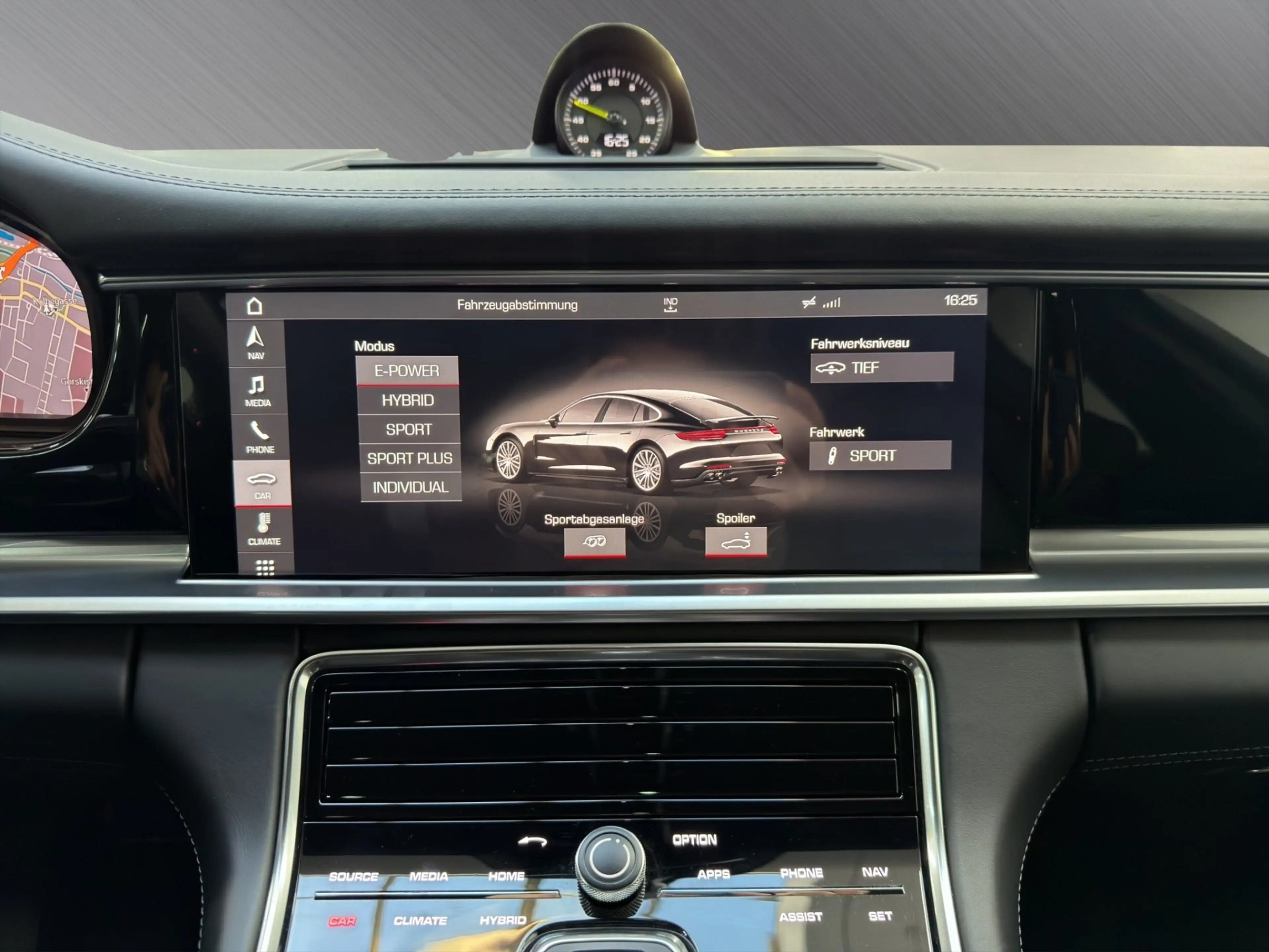 Porsche Panamera 4 E-Hybrid*APPROVED*SportAGA*BOSE*360*PANO*LUFT* — photo 12