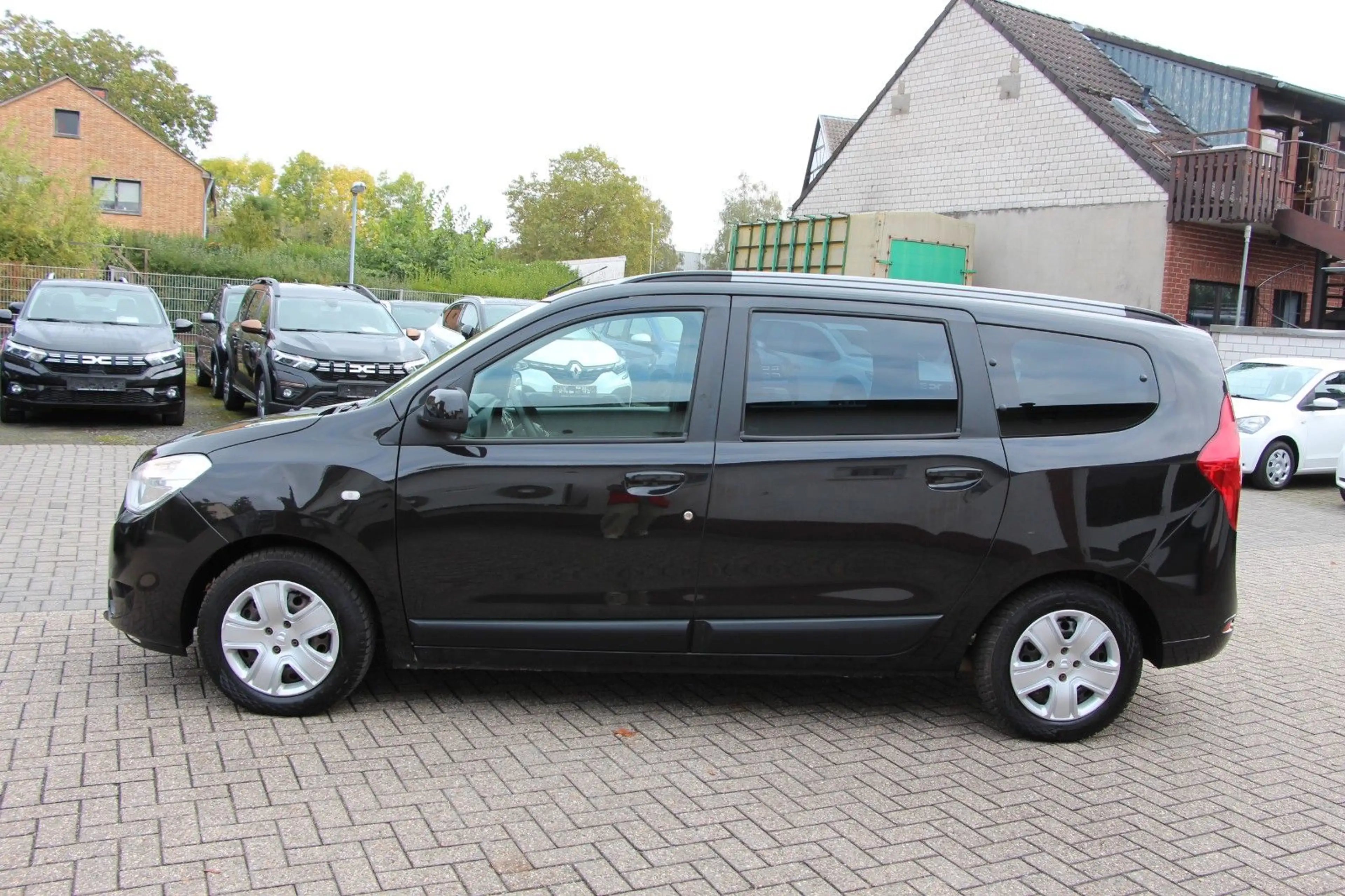 Dacia Lodgy TCe 115 Lauréate 7-Sitze AC*NAVI*/ 19626 — photo 7
