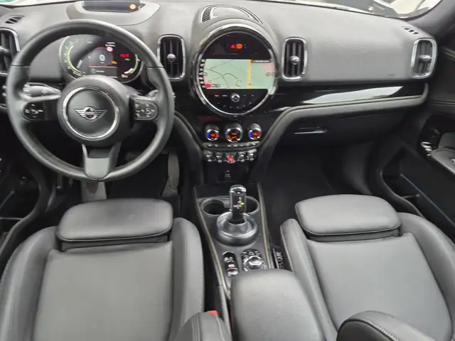 MINI Cooper Countryman Classic Trim/Neues Modell